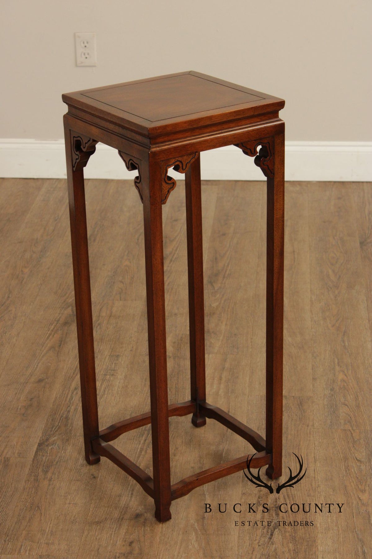 Baker Asian Inspired Pair of Mahogany Pedestal Plant Stands