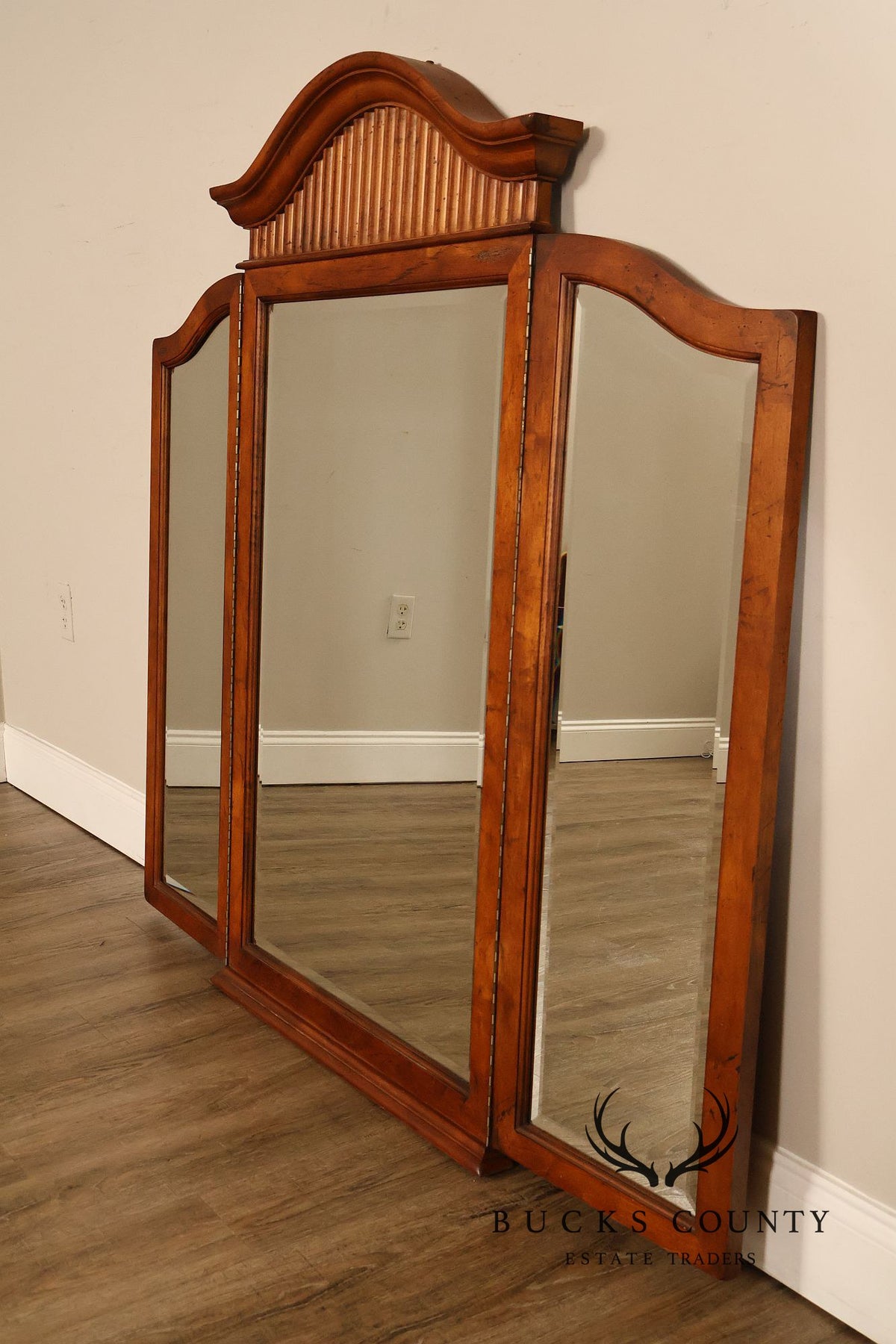 Century Furniture 'Town & Country' Trifold Dresser Mirror