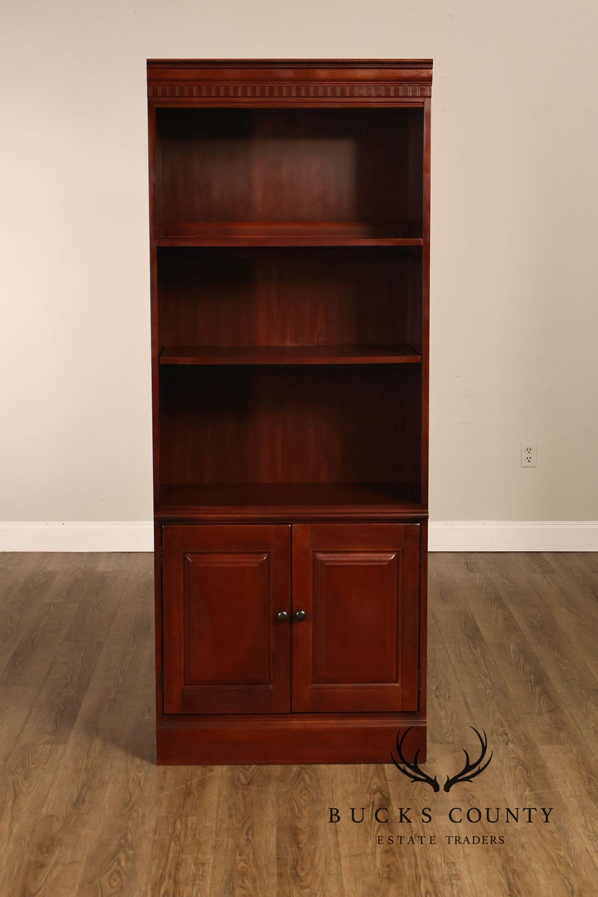Hooker Furniture Pair Of Lighted Bookcase Display Cabinets