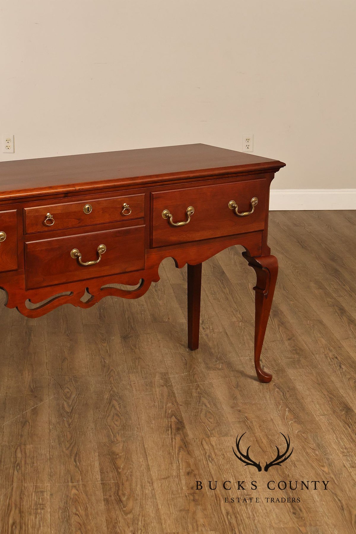 Pennsylvania House Queen Anne Style Cherry Sideboard