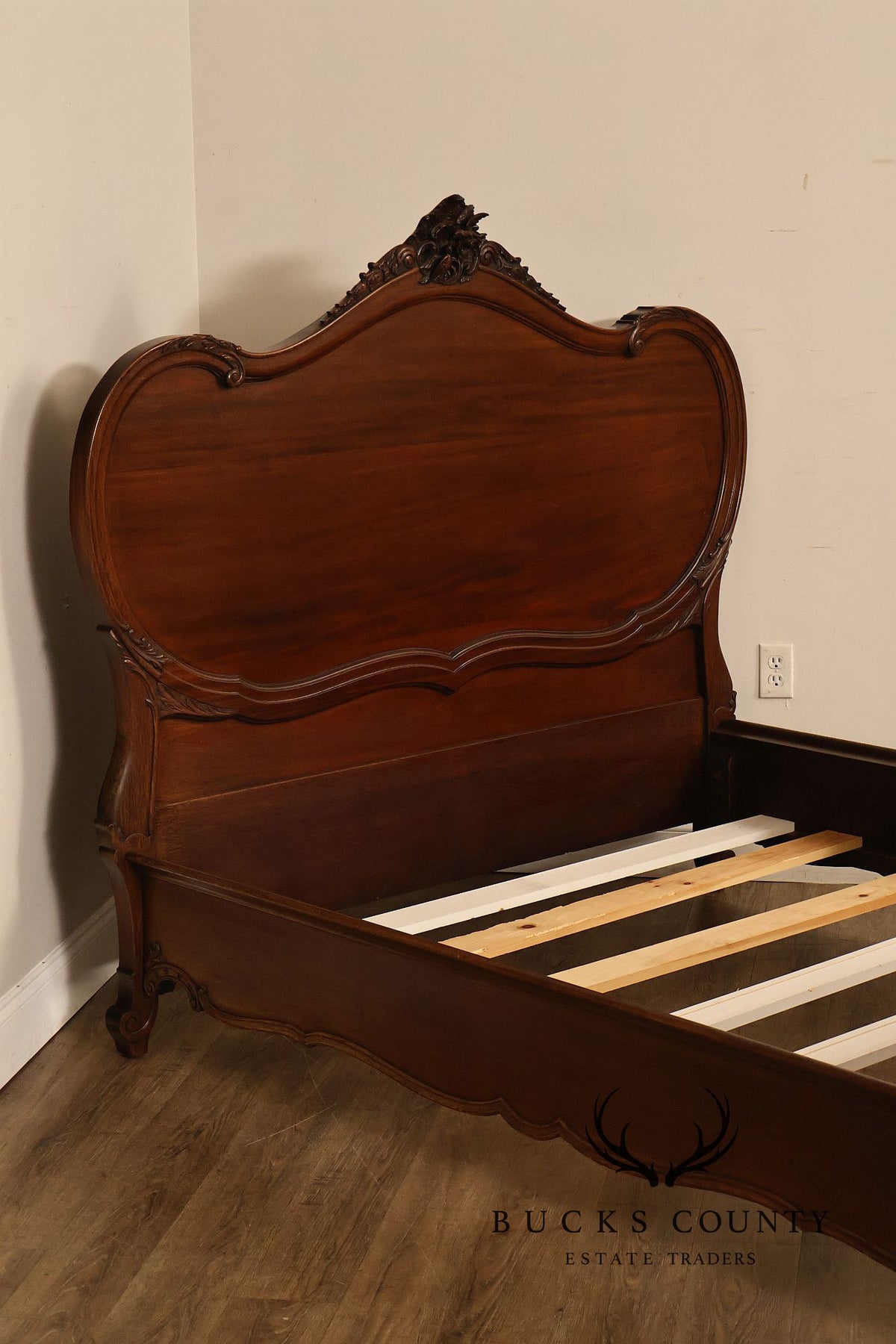 Antique Victorian R.J. Horner Carved Mahogany Full Size Sleigh Bed Frame