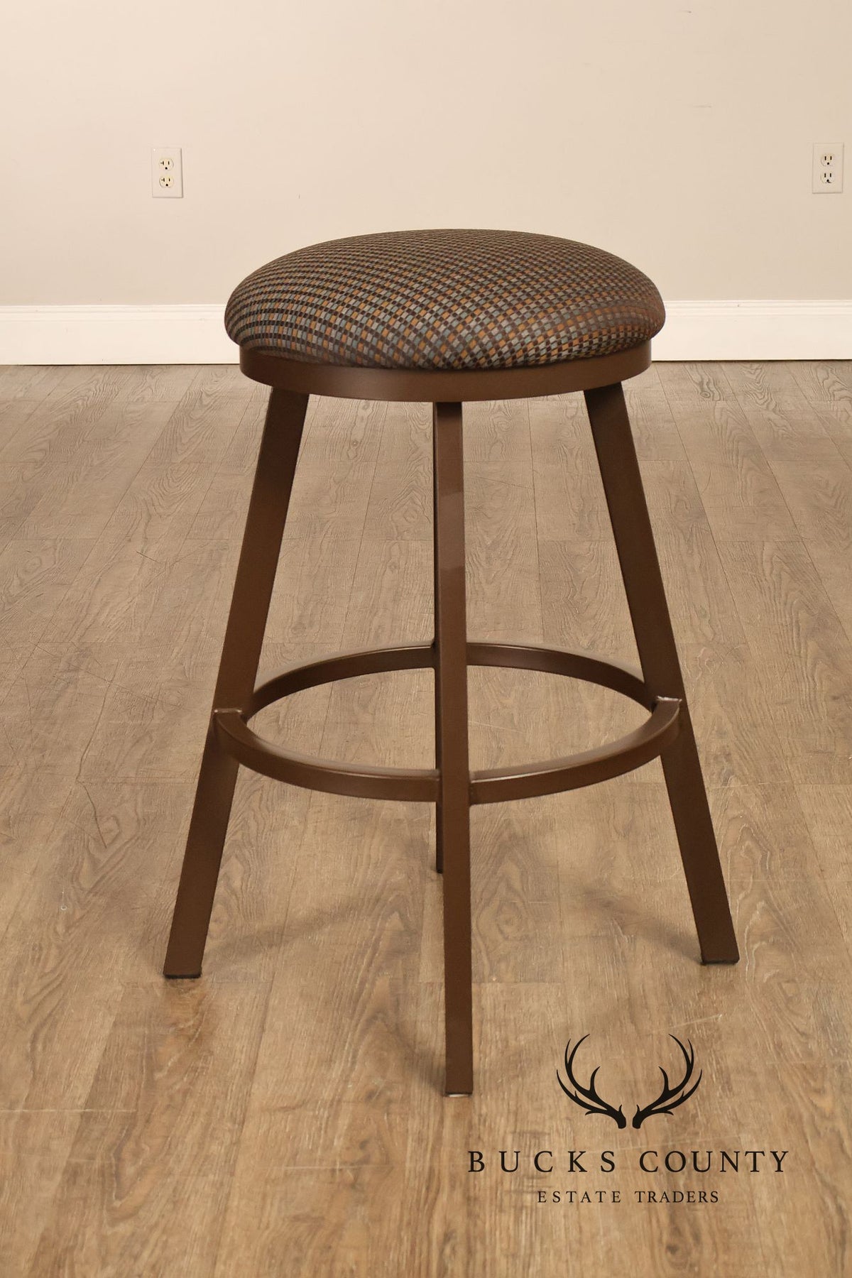 Tempo Industries Set of Four Swivel Backless Bar Stools
