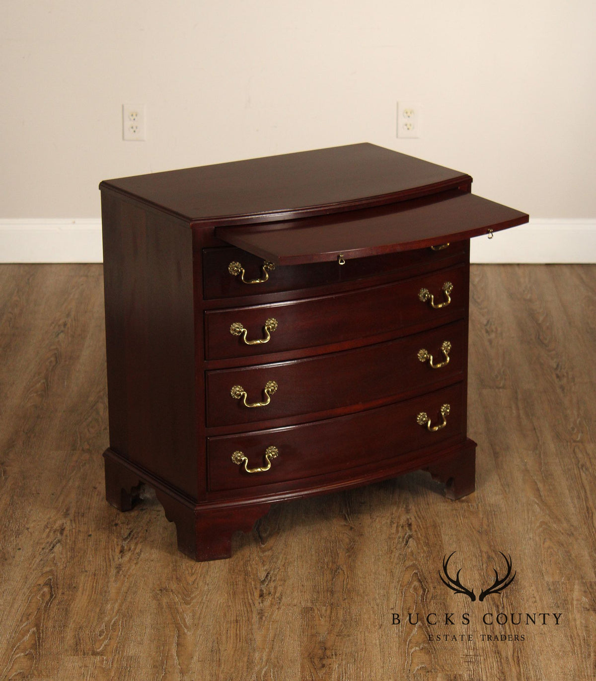 Link-Taylor Georgian Mahogany Bachelor's Chest Nightstand