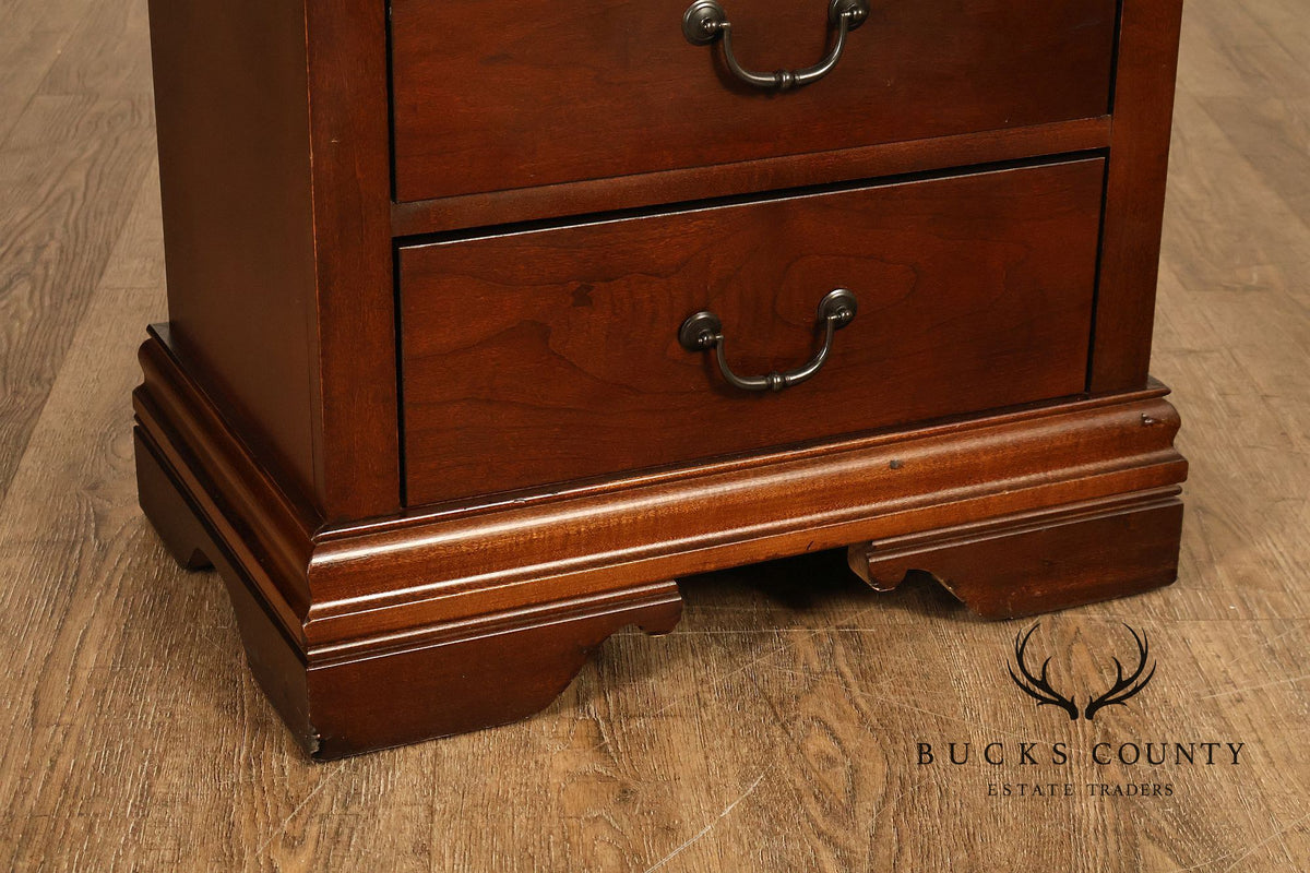 Broyhill Louis Philippe Style Pair Of Three-Drawer Nightstands