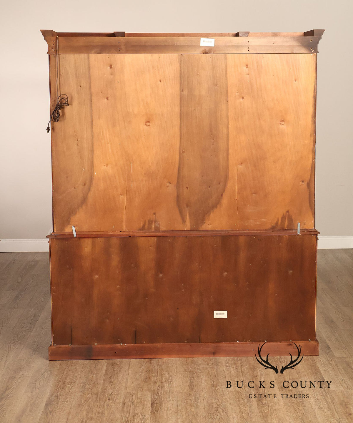 Hickory Chair Banded Mahogany Breakfront China Cabinet