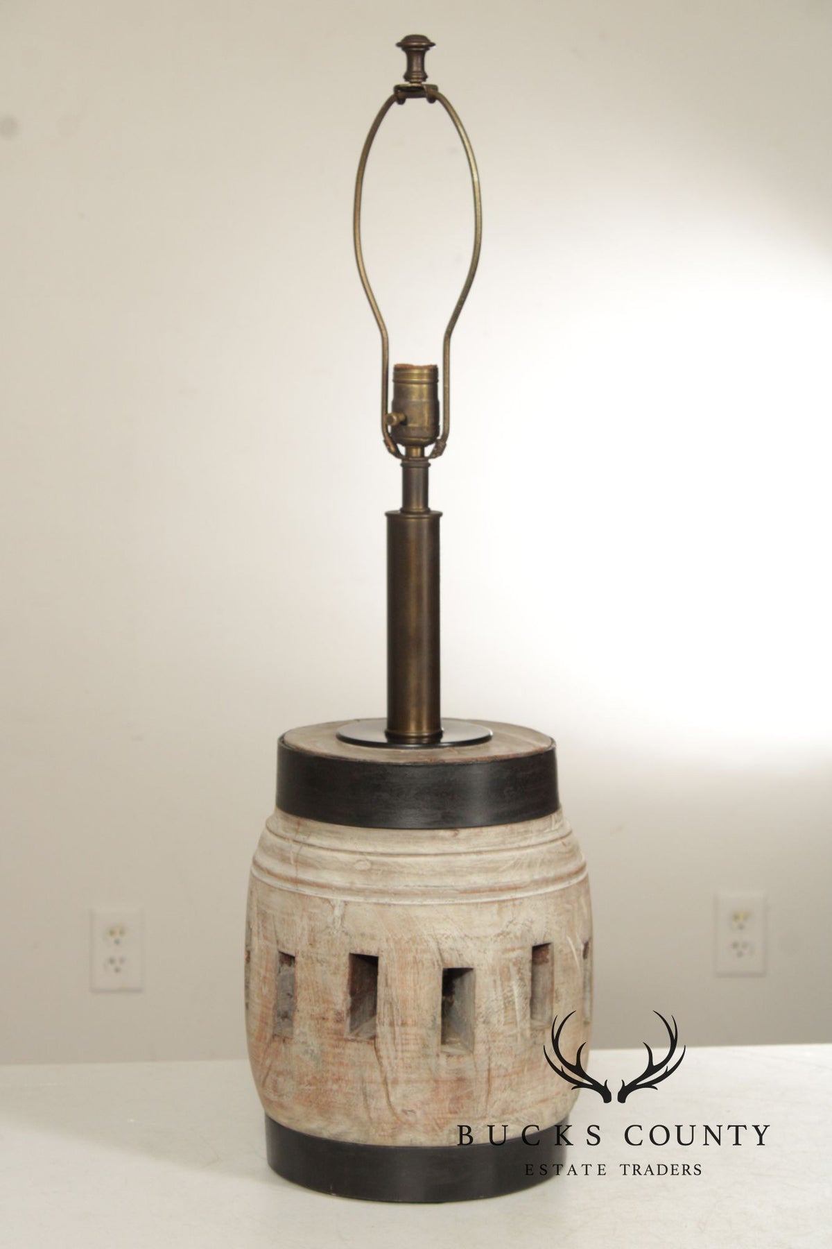 Rustic Pair of Wagon Wheel Table Lamps
