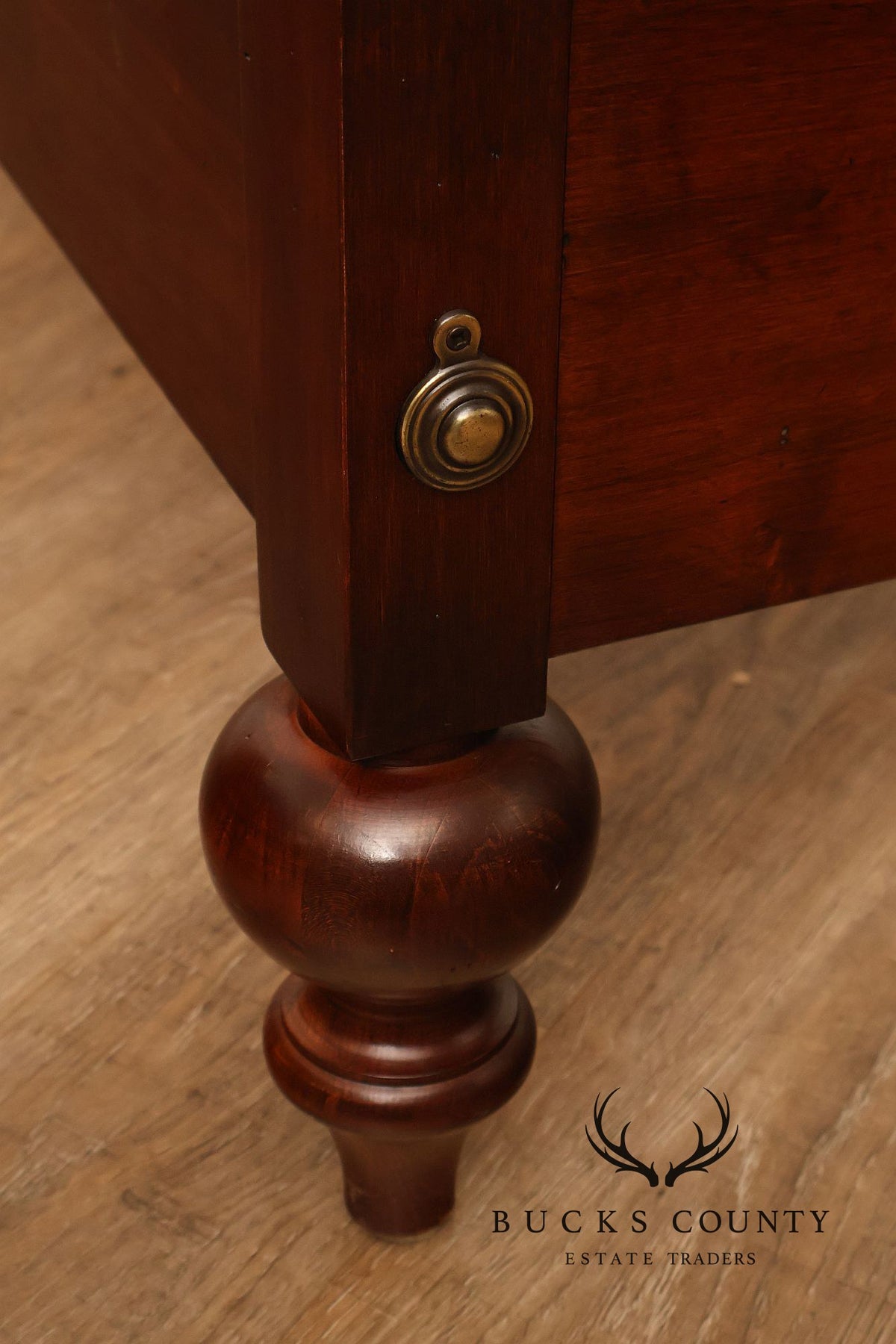 Ethan Allen 'British Classics' King Sleigh bed