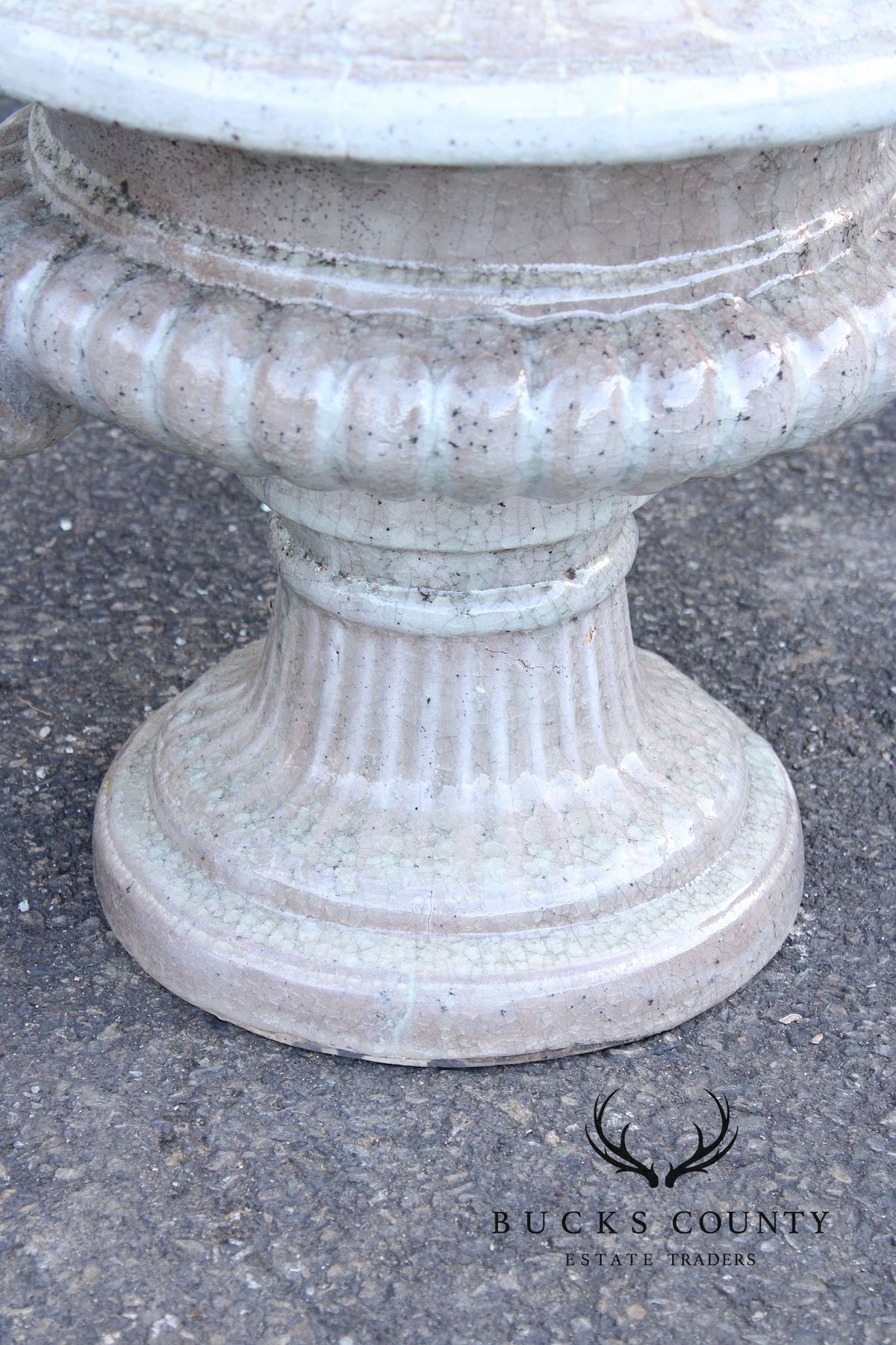 Classical Style Glazed Terracotta Garden Urn Planter