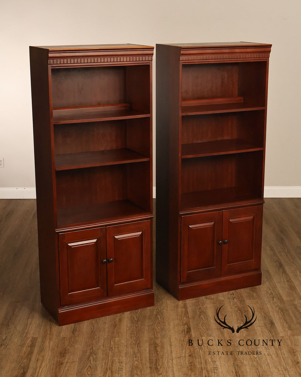 Hooker Furniture Pair Of Lighted Bookcase Display Cabinets