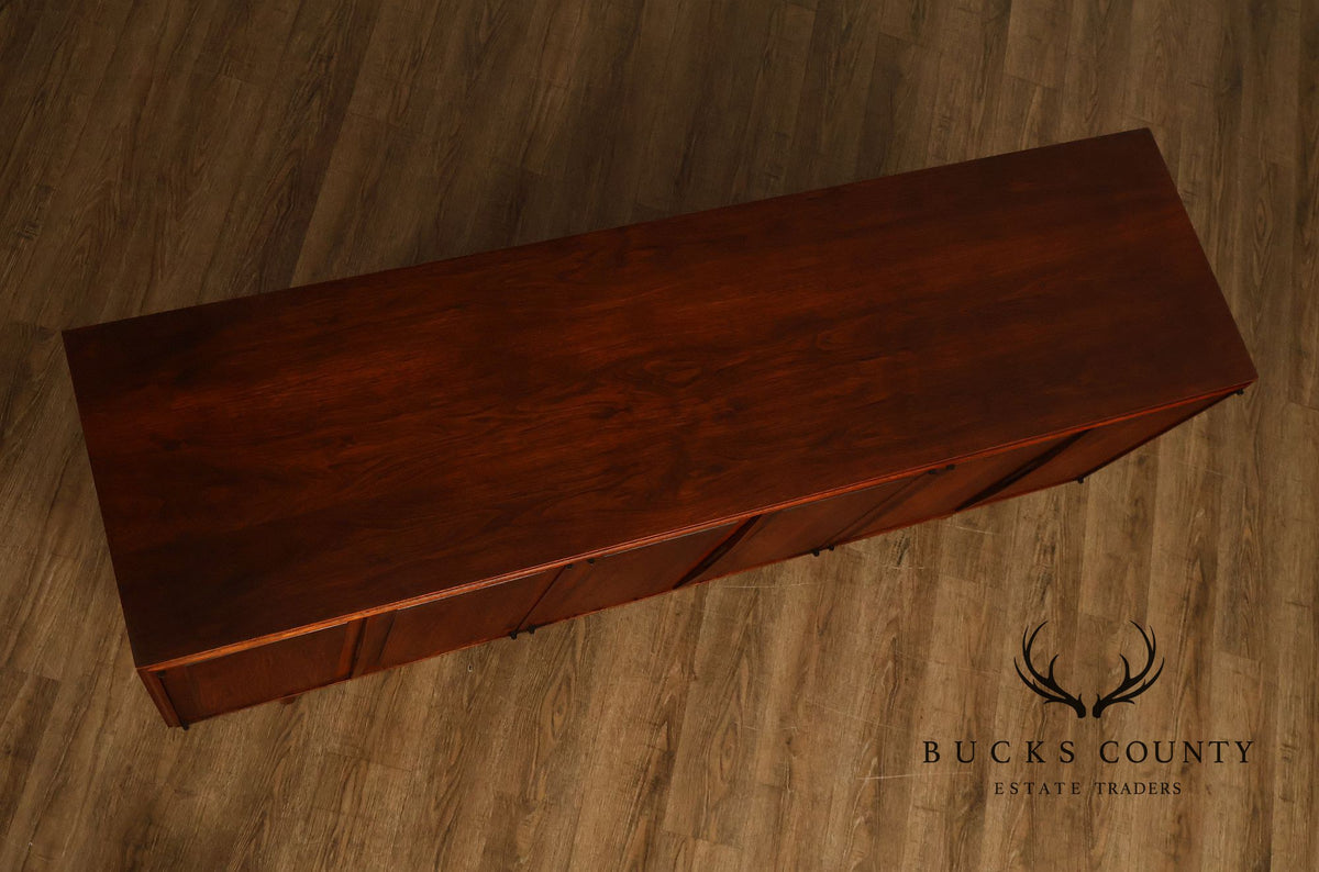 Jack Cartwright Founders Mid Century Modern Walnut Credenza Sideboard