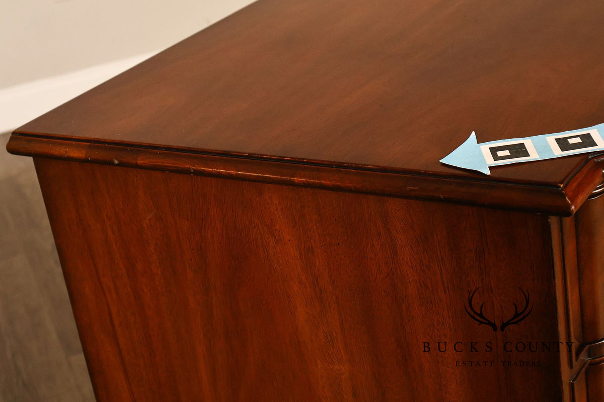 Kindel Chippendale Style Mahogany Block-Front Chest Of Drawers