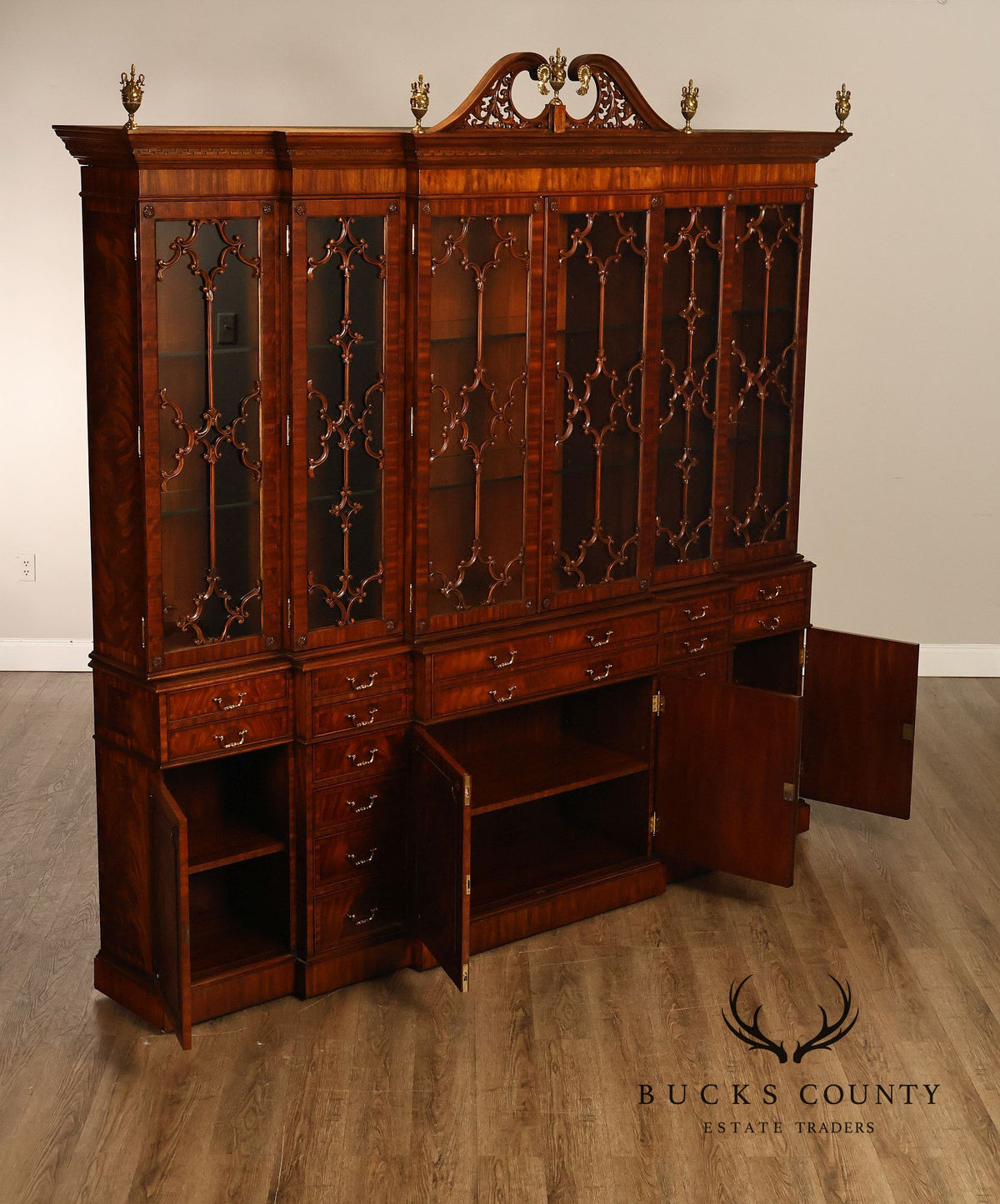 Maitland Smith Georgian Style Large Mahogany Breakfront Bookcase
