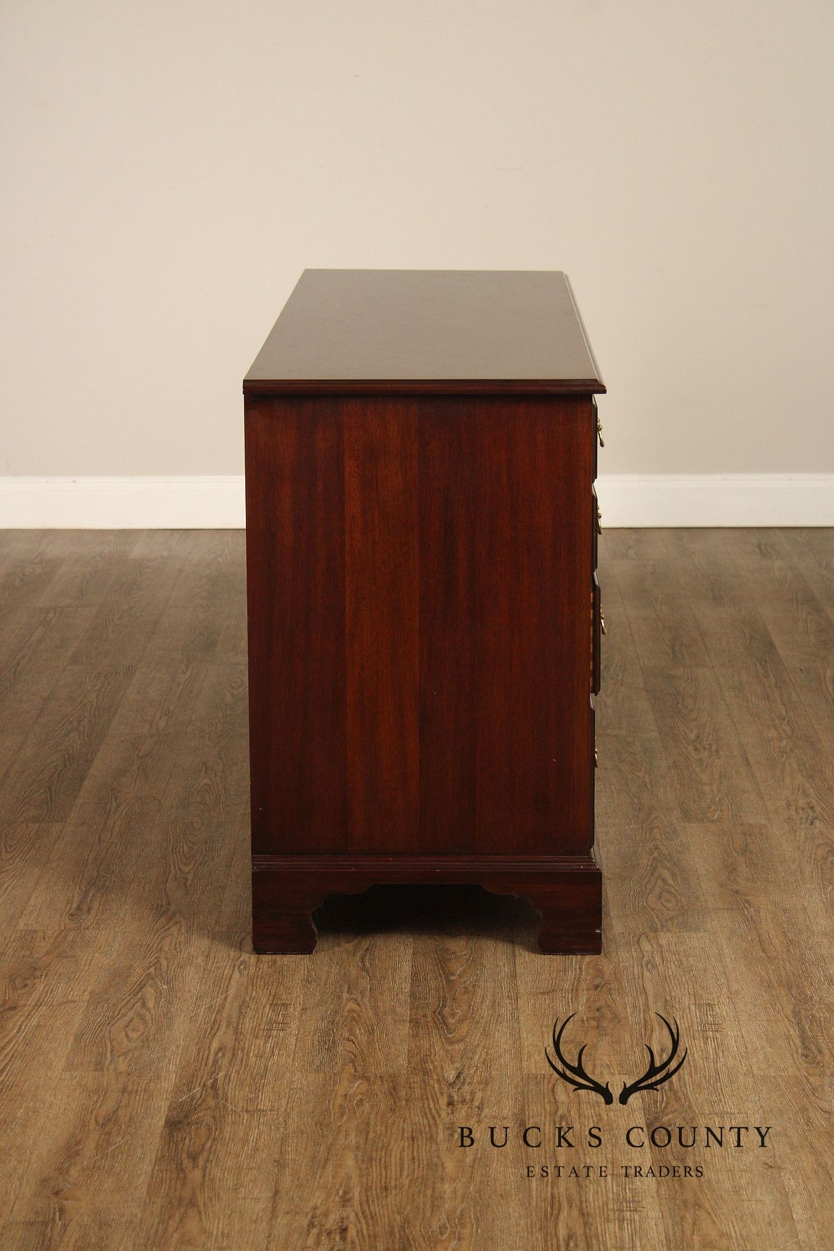 Henkel Harris Georgian Style Mahogany Ten Drawer Dresser