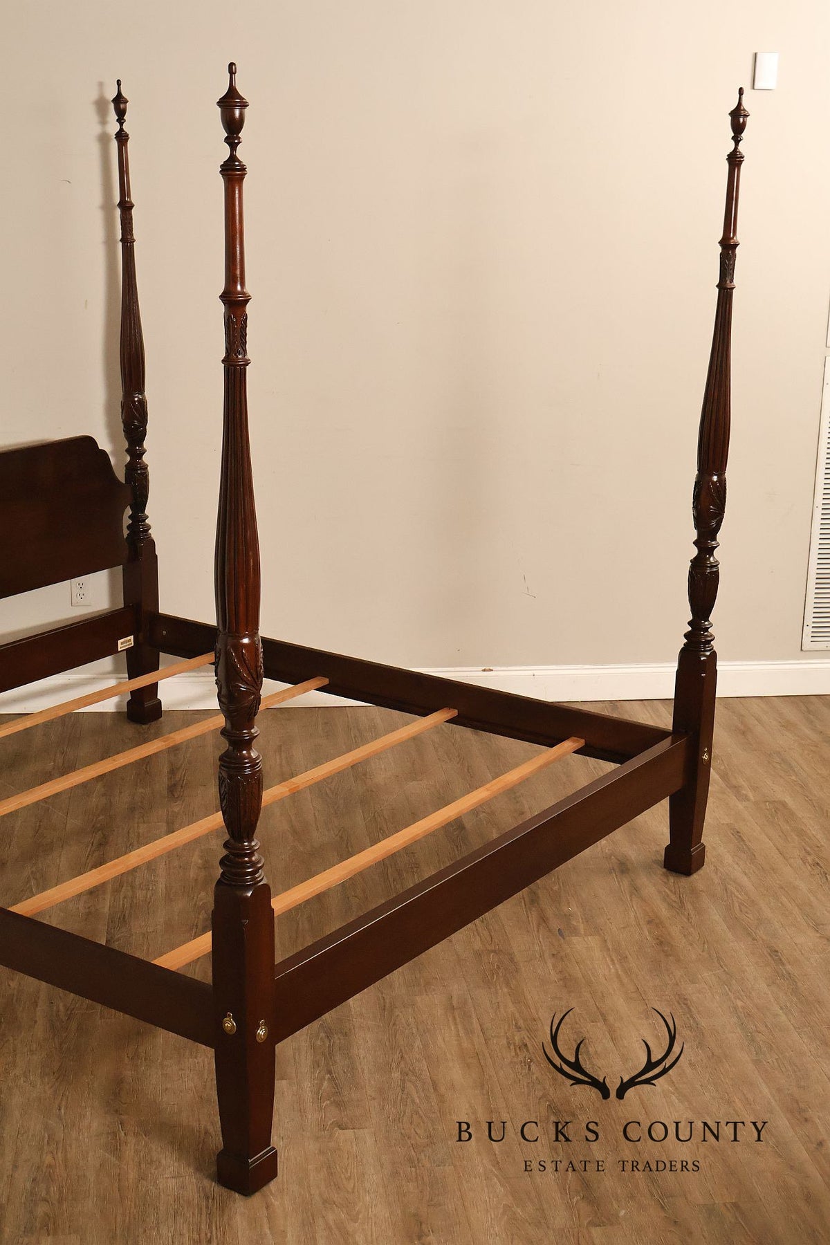 Ethan Allen 'Georgian Court' King Cherry Poster Bed