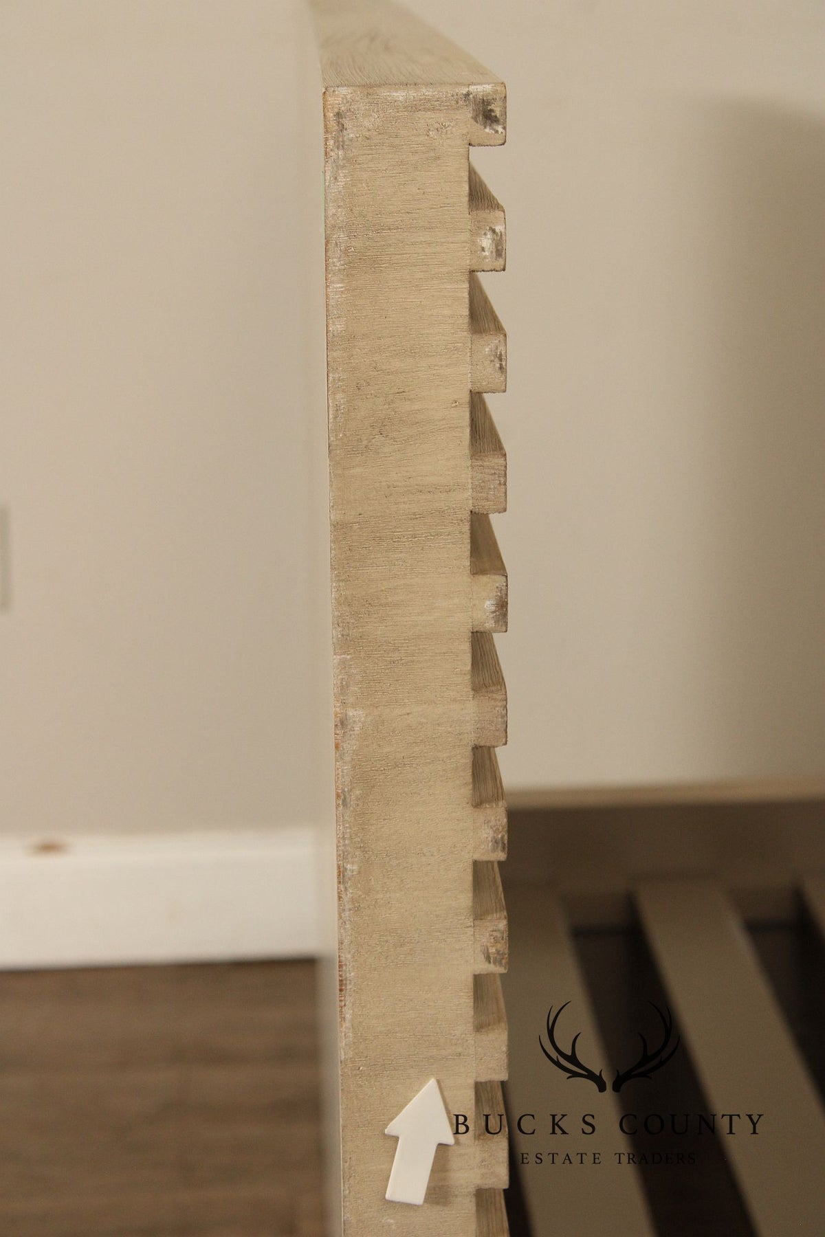 Restoration Hardware Mesa Platform Queen Bed