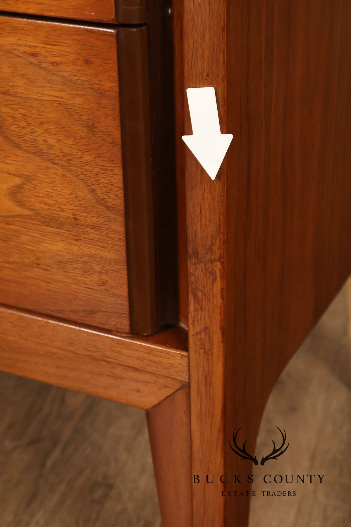 Mid Century Modern Pair of Walnut Nightstands