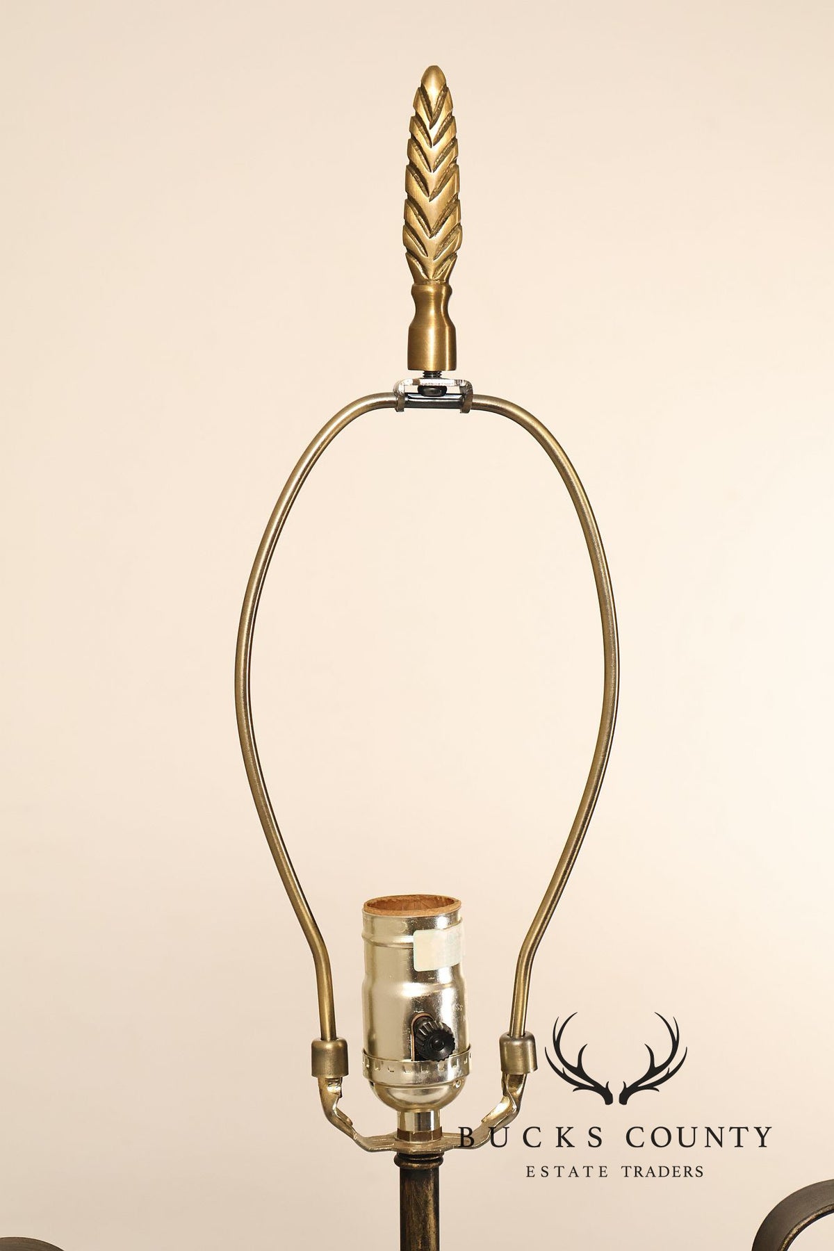 Contemporary Iron Table Lamp