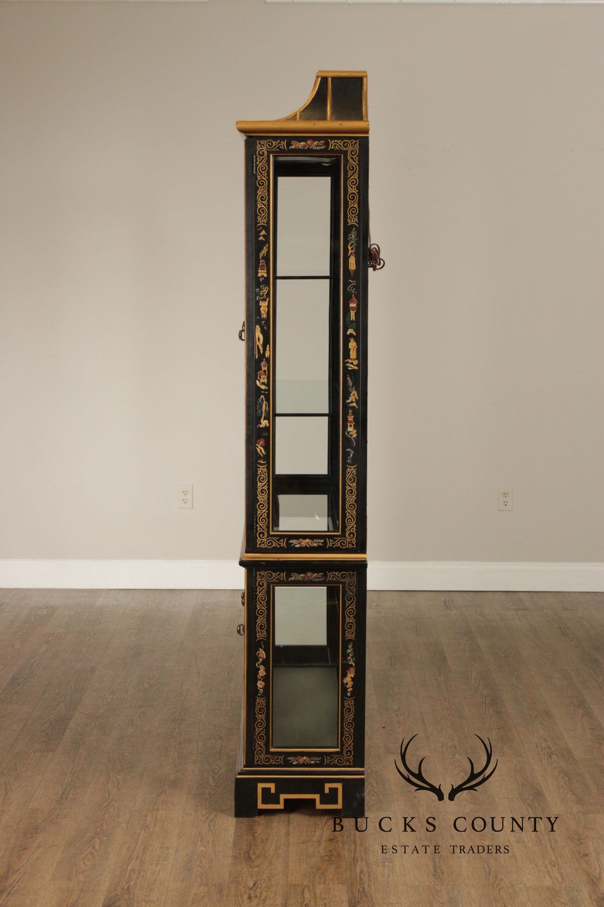 PULASKI FURNITURE CHINOISERIE PAGODA DISPLAY CABINET