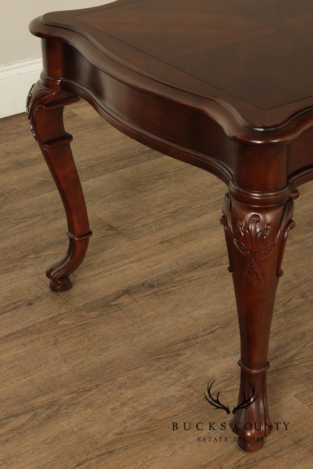 Century Georgian Style Furniture Pair Of End Tables