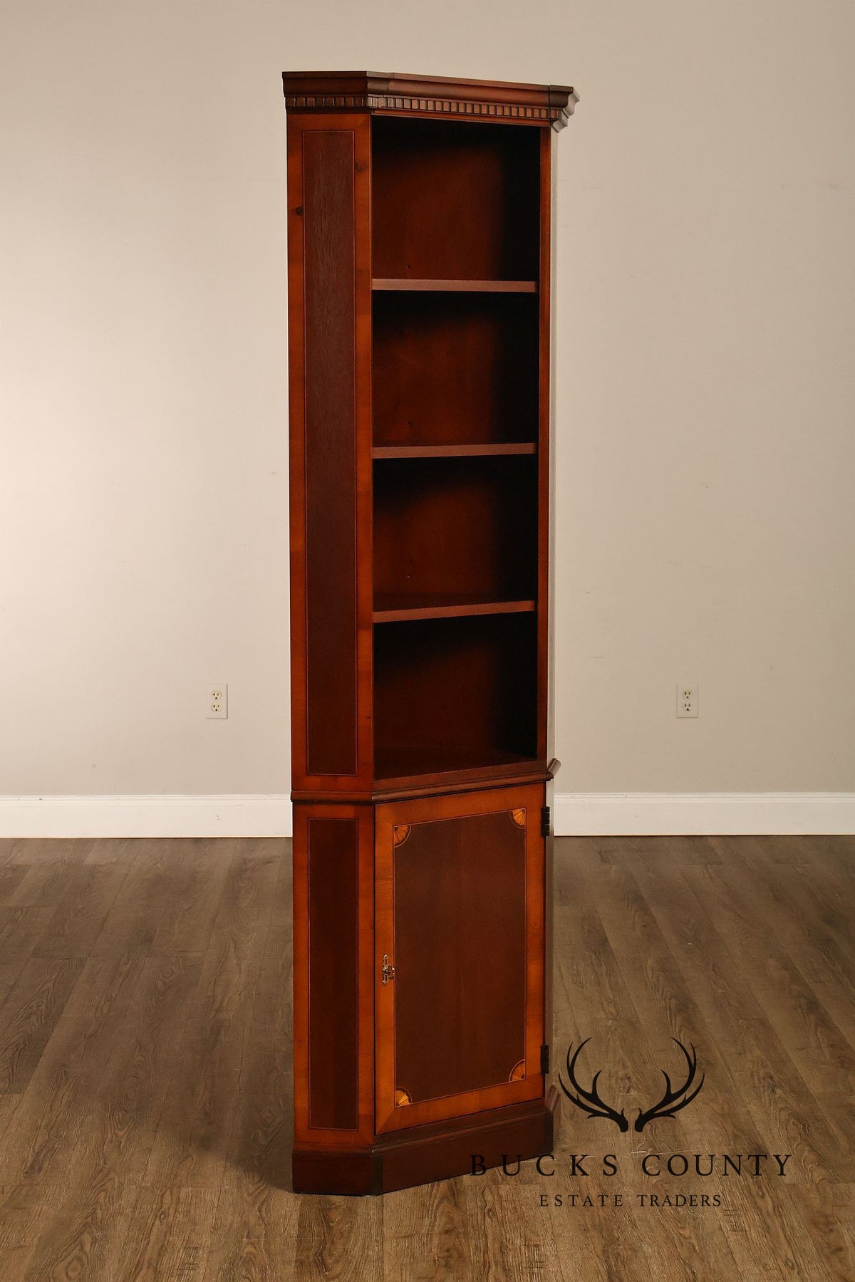 Heckman Furniture Federal Style Mahogany Corner Cabinet With Inlay