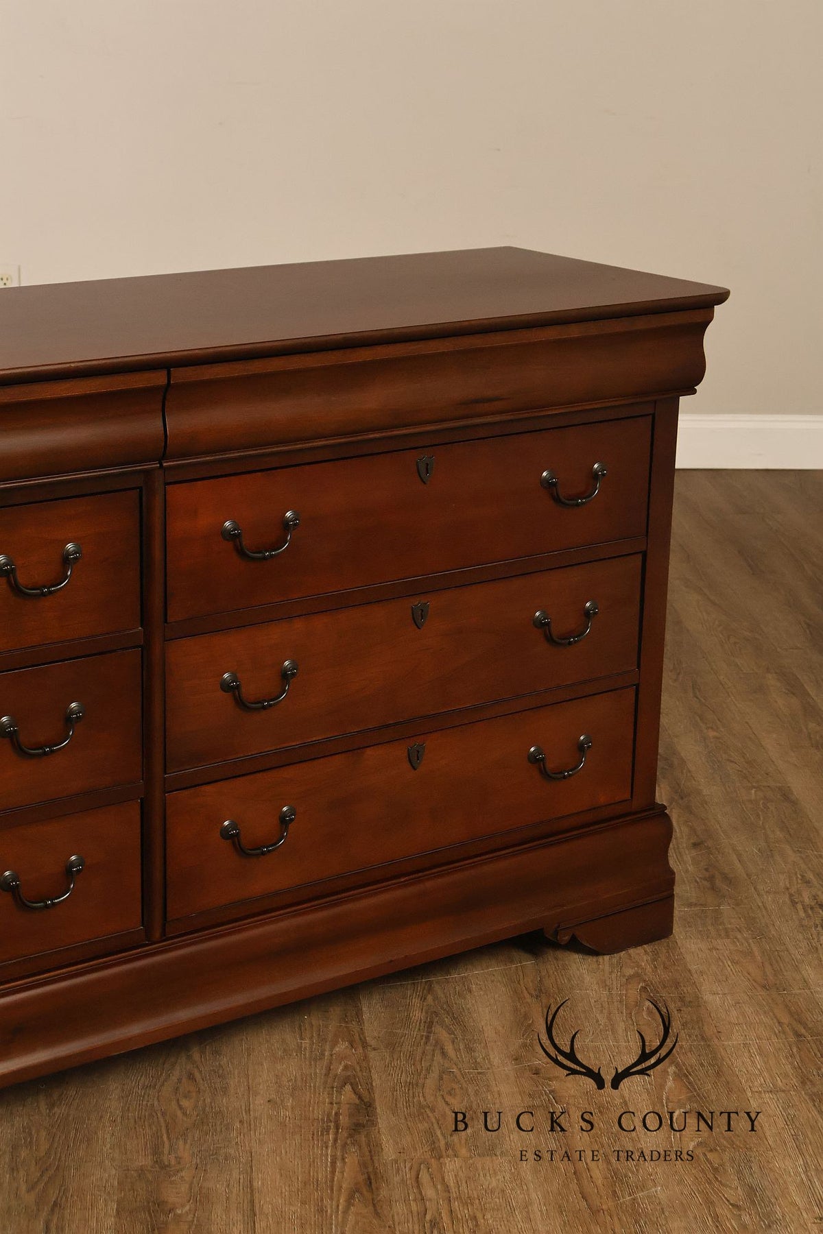 Broyhill 'Maison Lenoir' Double Dresser