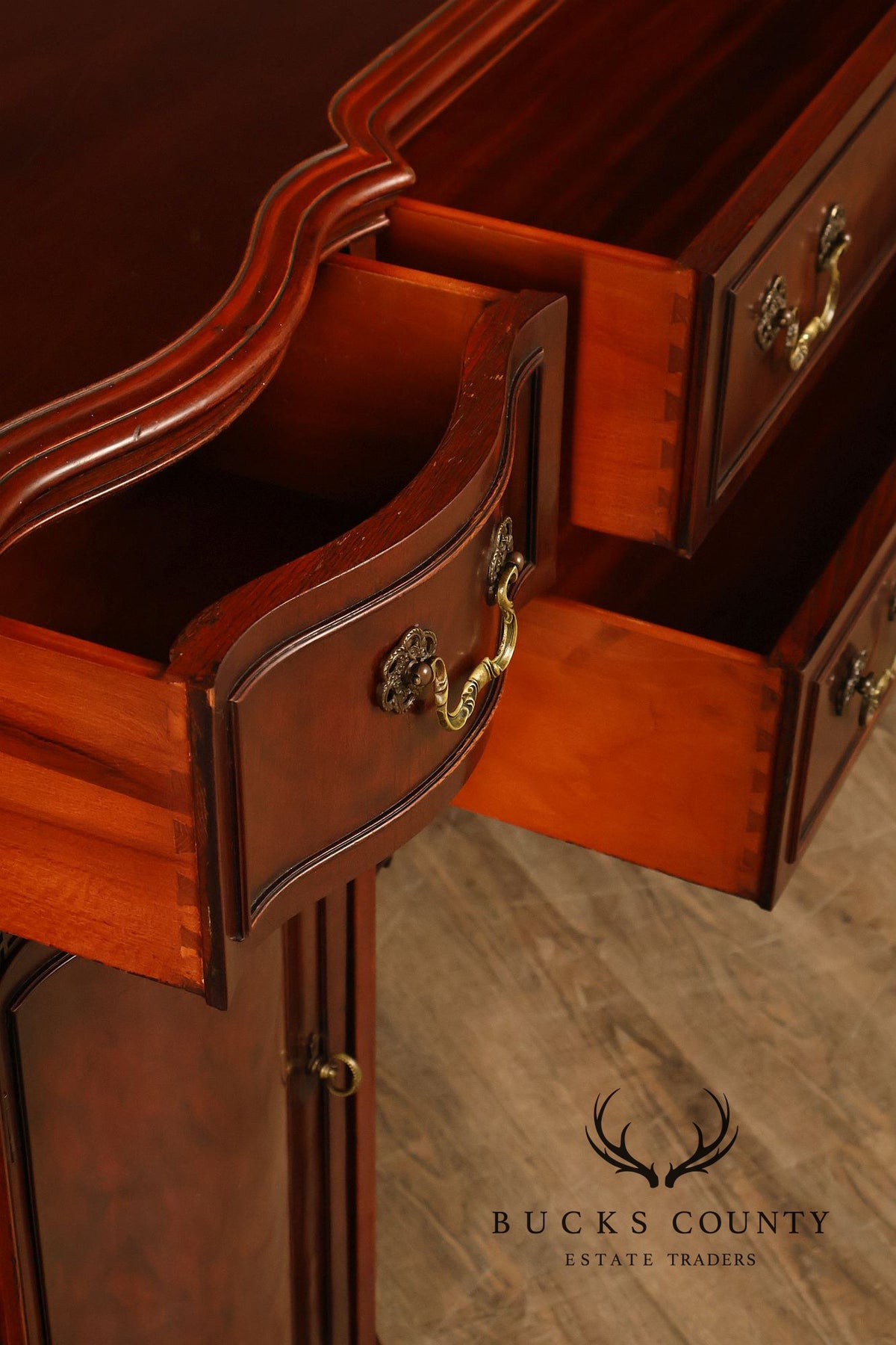 Chippendale Serpentine Mahogany Sideboard Server