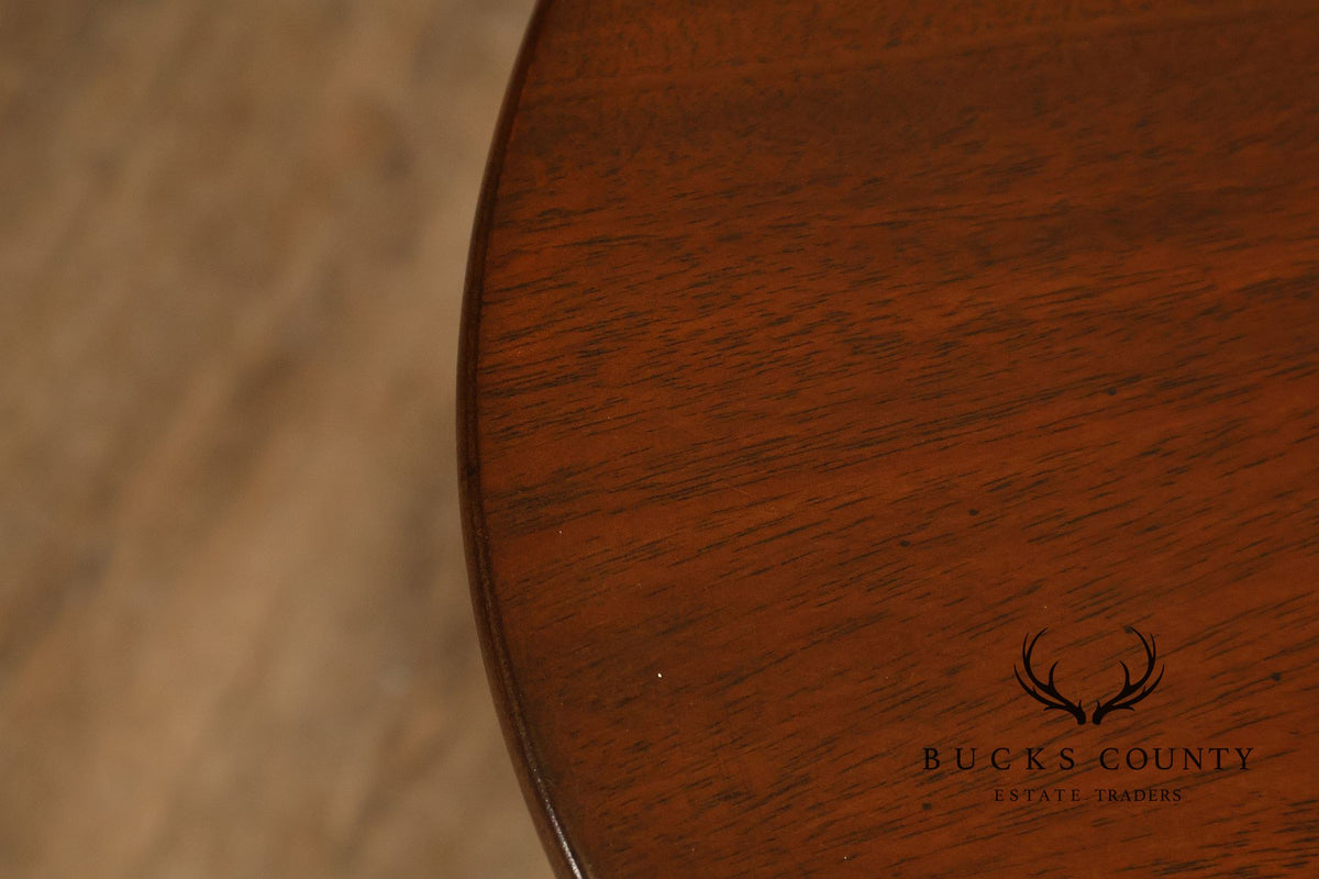 Kittinger Colonial Williamsburg Mahogany Oval Tilt Top Table