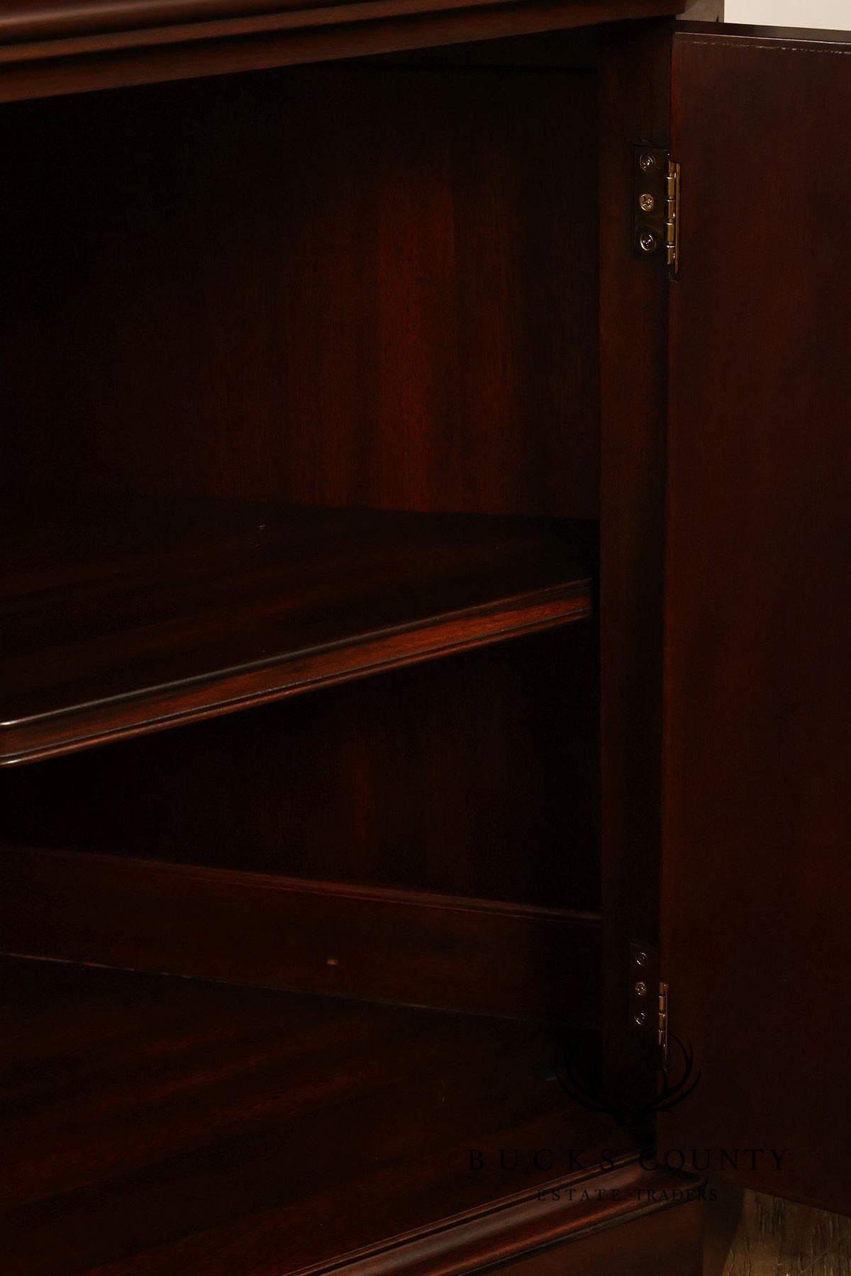 Henkel Harris Chippendale Style Genuine Mahogany Corner Cabinet