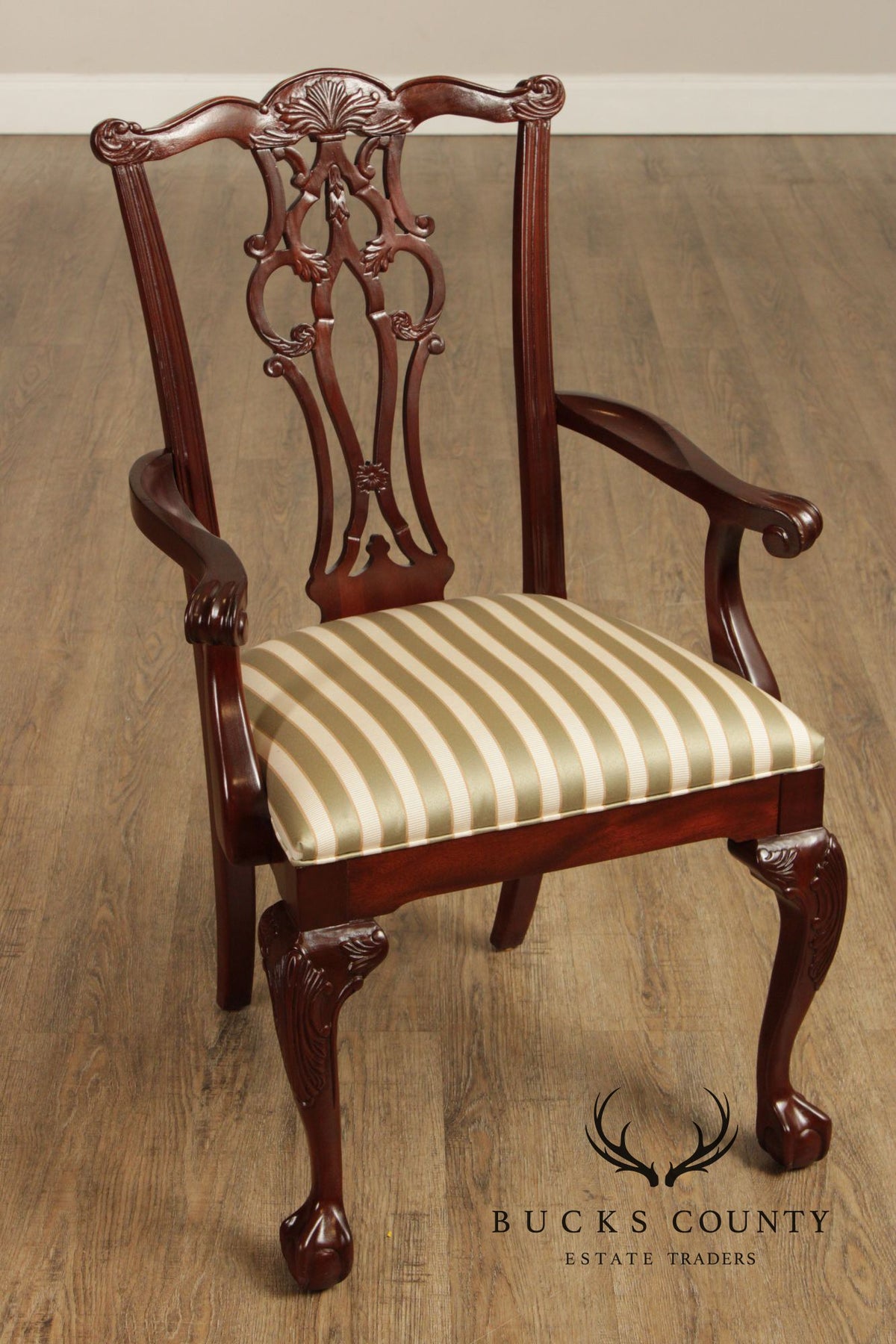Ethan Allen 18th Century Mahogany Collection Set Of  8 Chippendale Style Dining Chairs