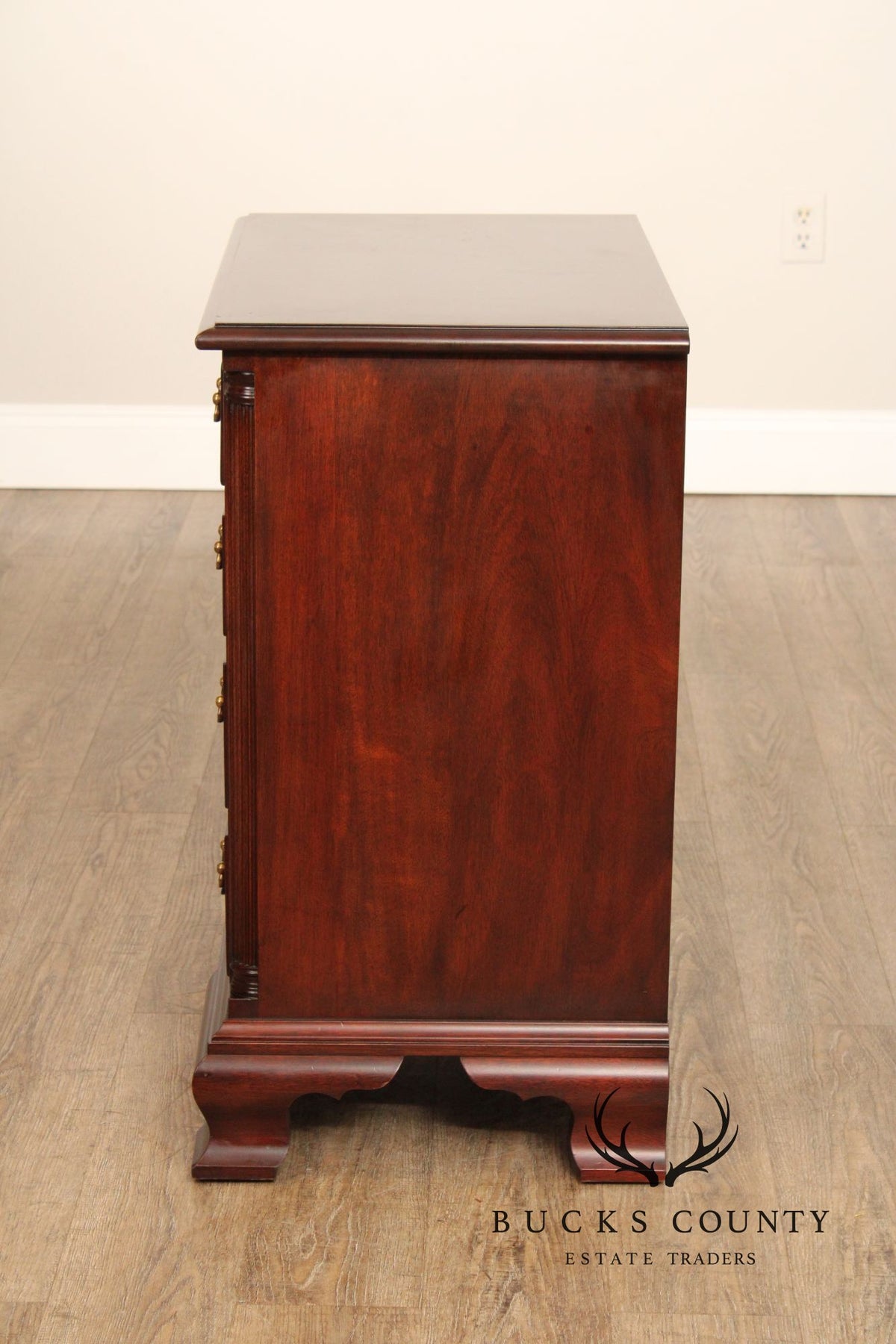 Henkel Harris Georgian Style Mahogany Nightstand