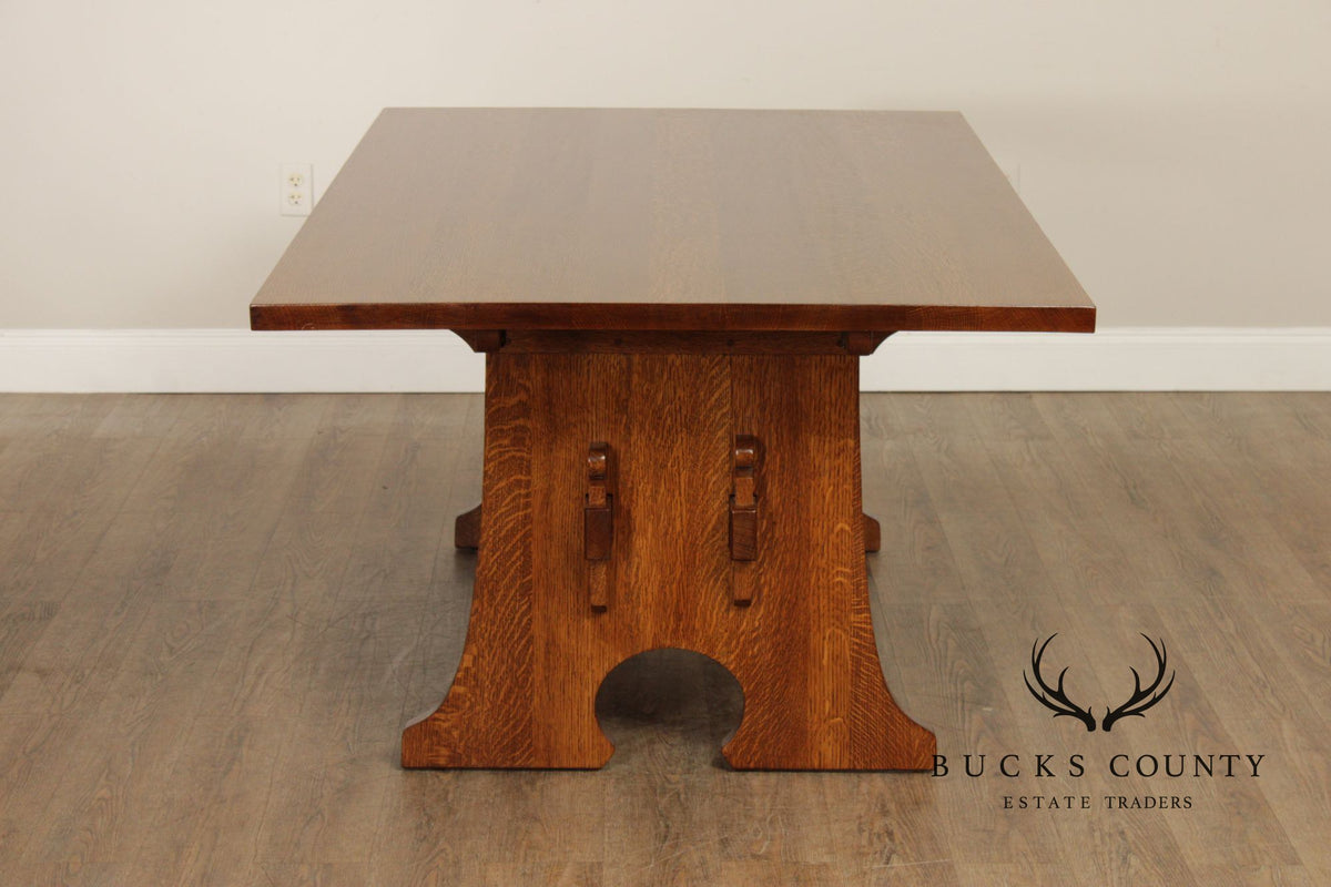 Stickley Mission Collection Expandable Oak Keyhole Dining Table