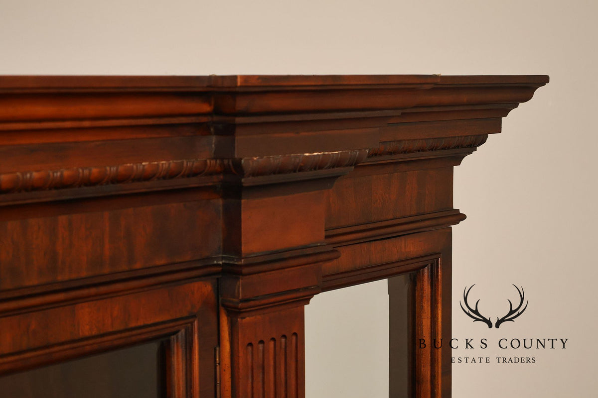 Henredon Furniture Georgian Style Mahogany Breakfront