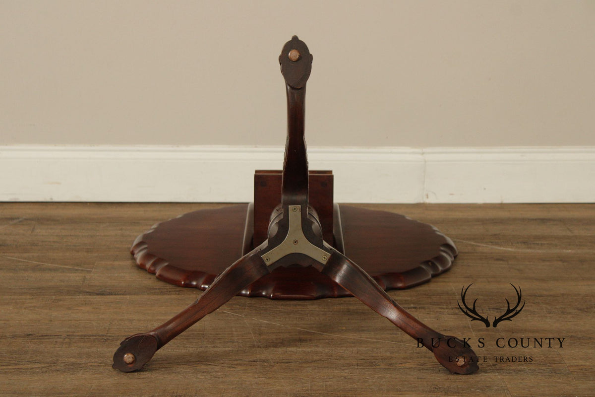 Henkel Harris Chippendale Style Mahogany Tilt Top Pie Crust Table