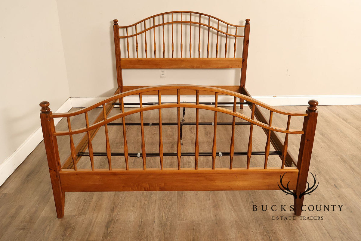 Ethan Allen 'Country Crossings' Queen Size Windsor Bed