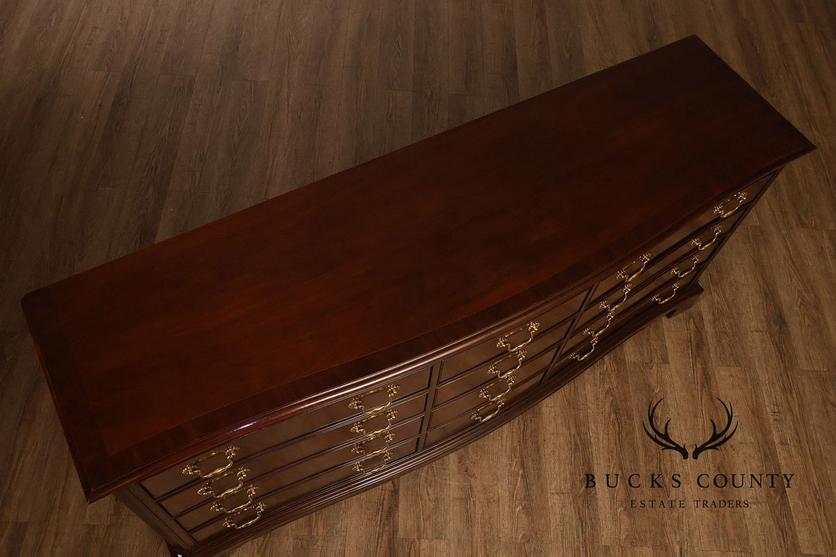 Drexel Heritage Georgian Style Mahogany Twelve-Drawer Dresser