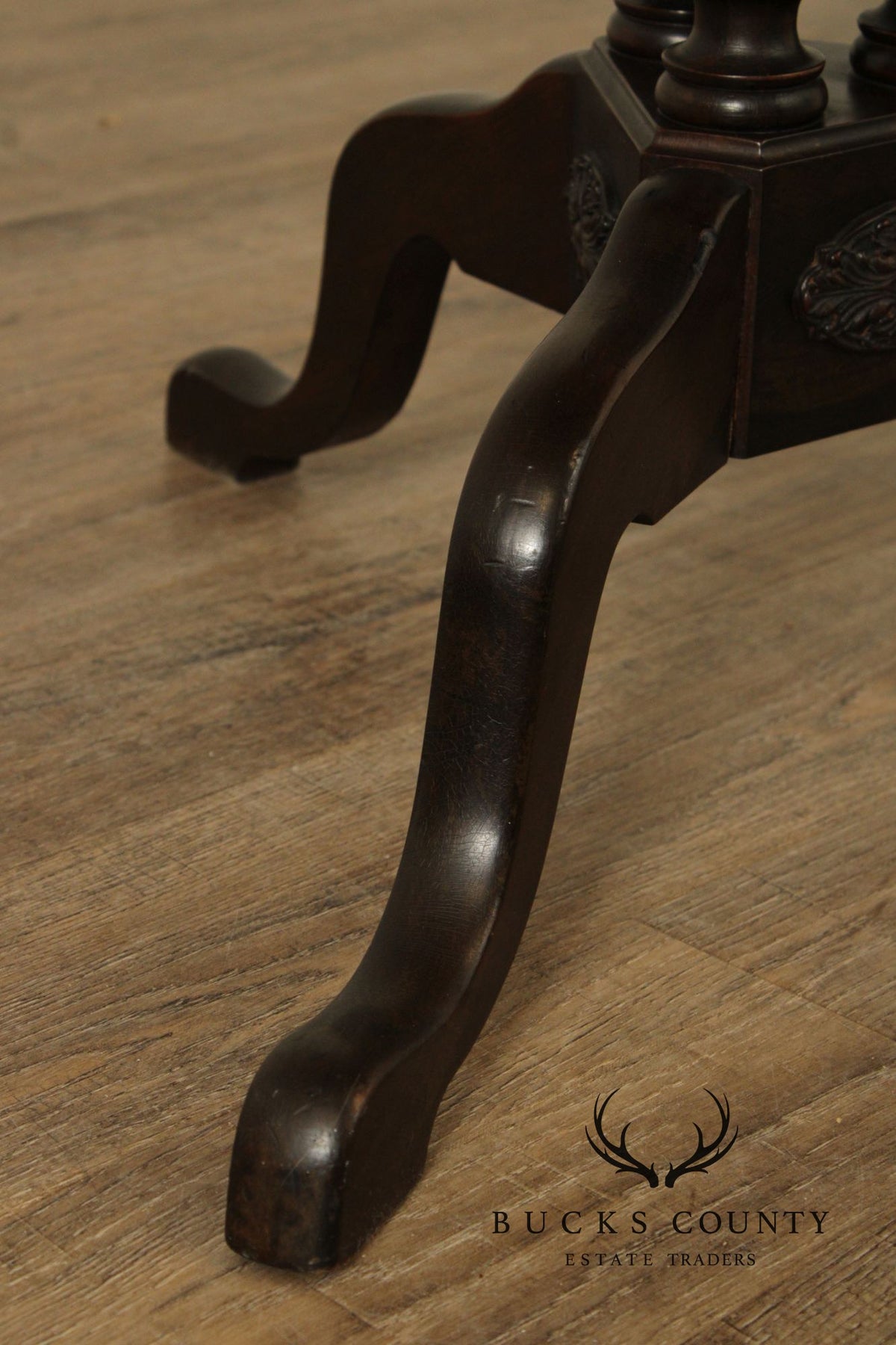 Queen Anne Style Mahogany Tilt Top Tea Table