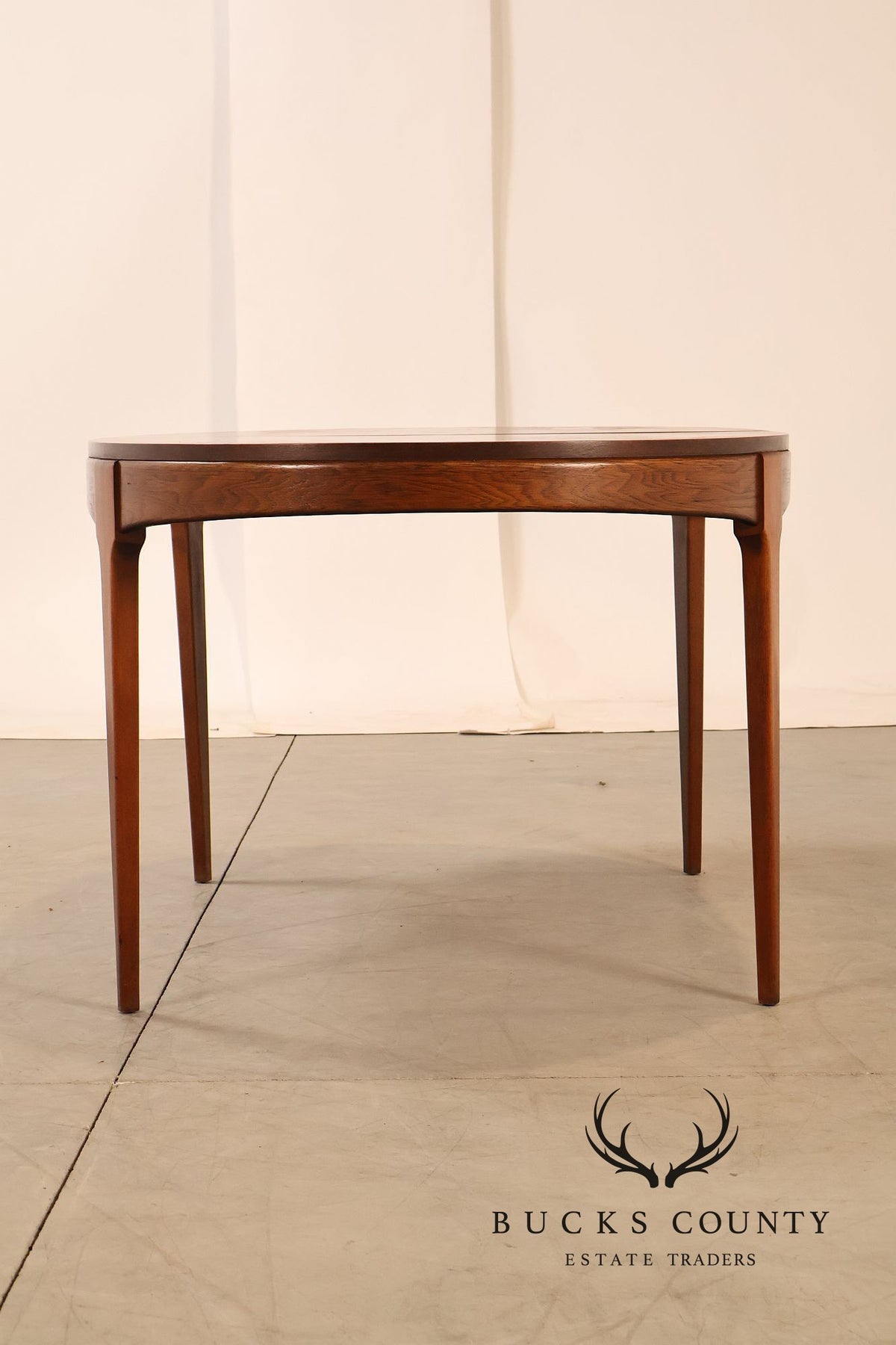 Lane 'Rhythm' Mid Century Modern Walnut Expandable Dining Table