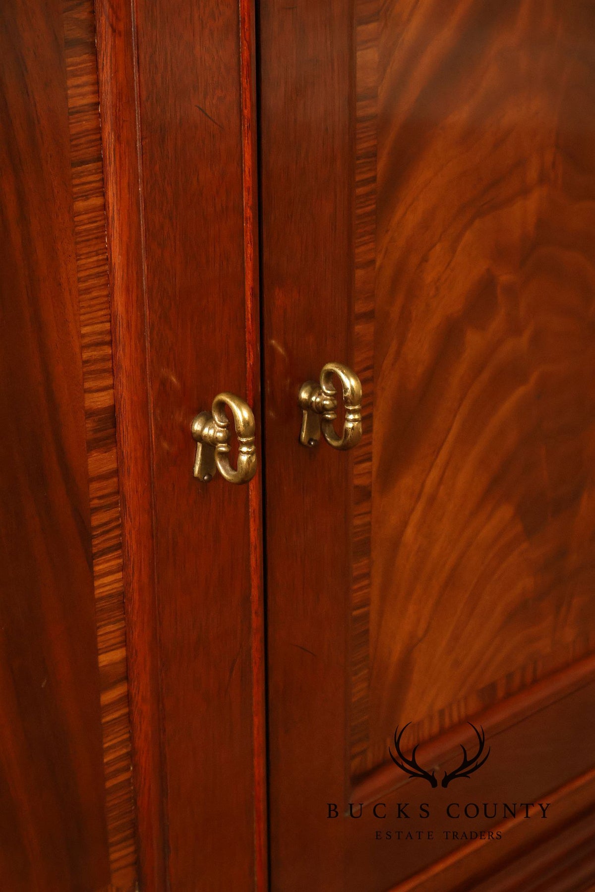 Stickley Traditional Mahogany Flip-Top Server Cabinet