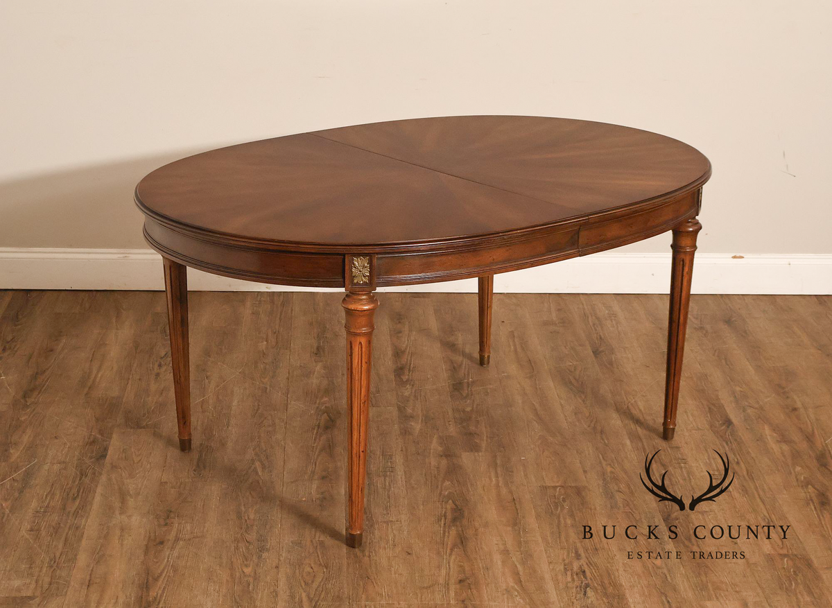 Henredon Vintage French Louis XVI Style Extendable Oval Walnut Dining Table