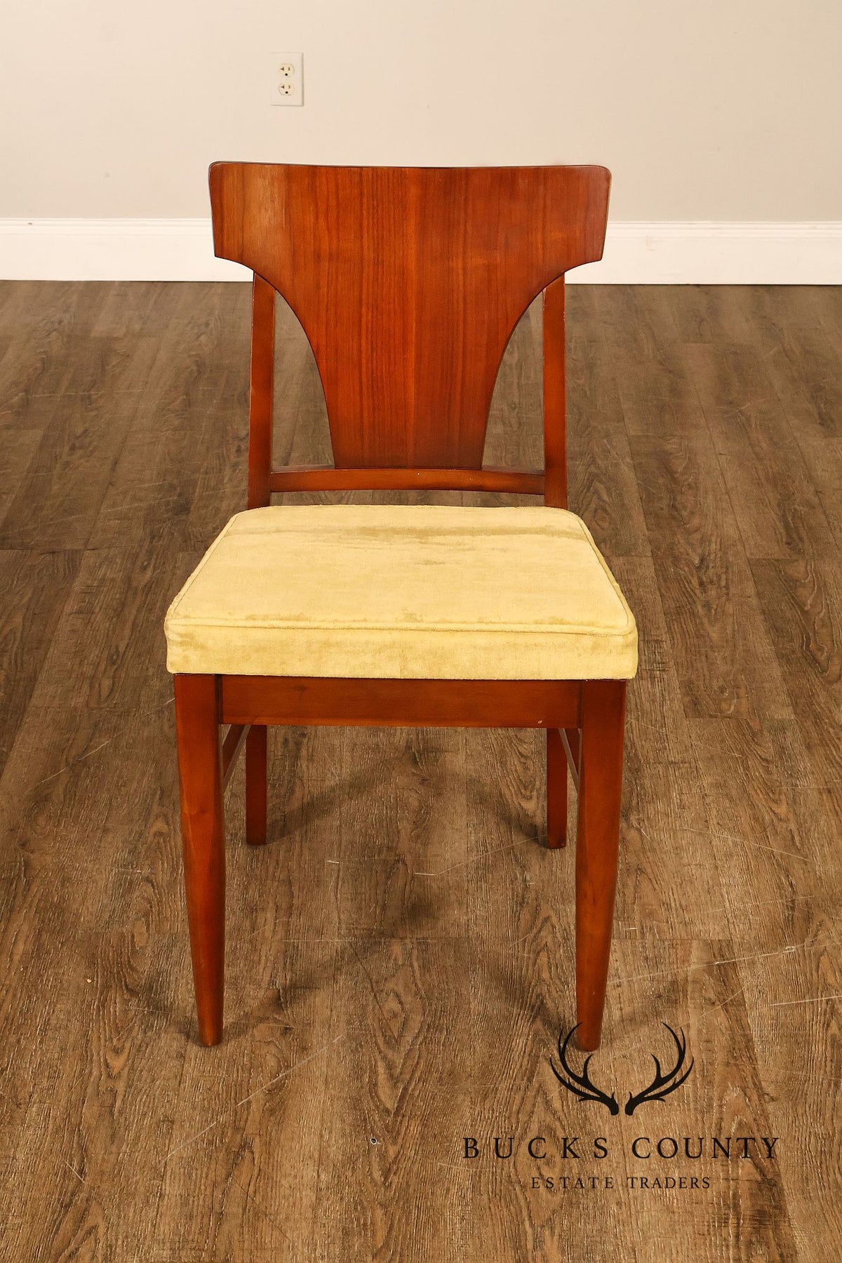 Mid Century Modern Set of Six Walnut Dining Chairs
