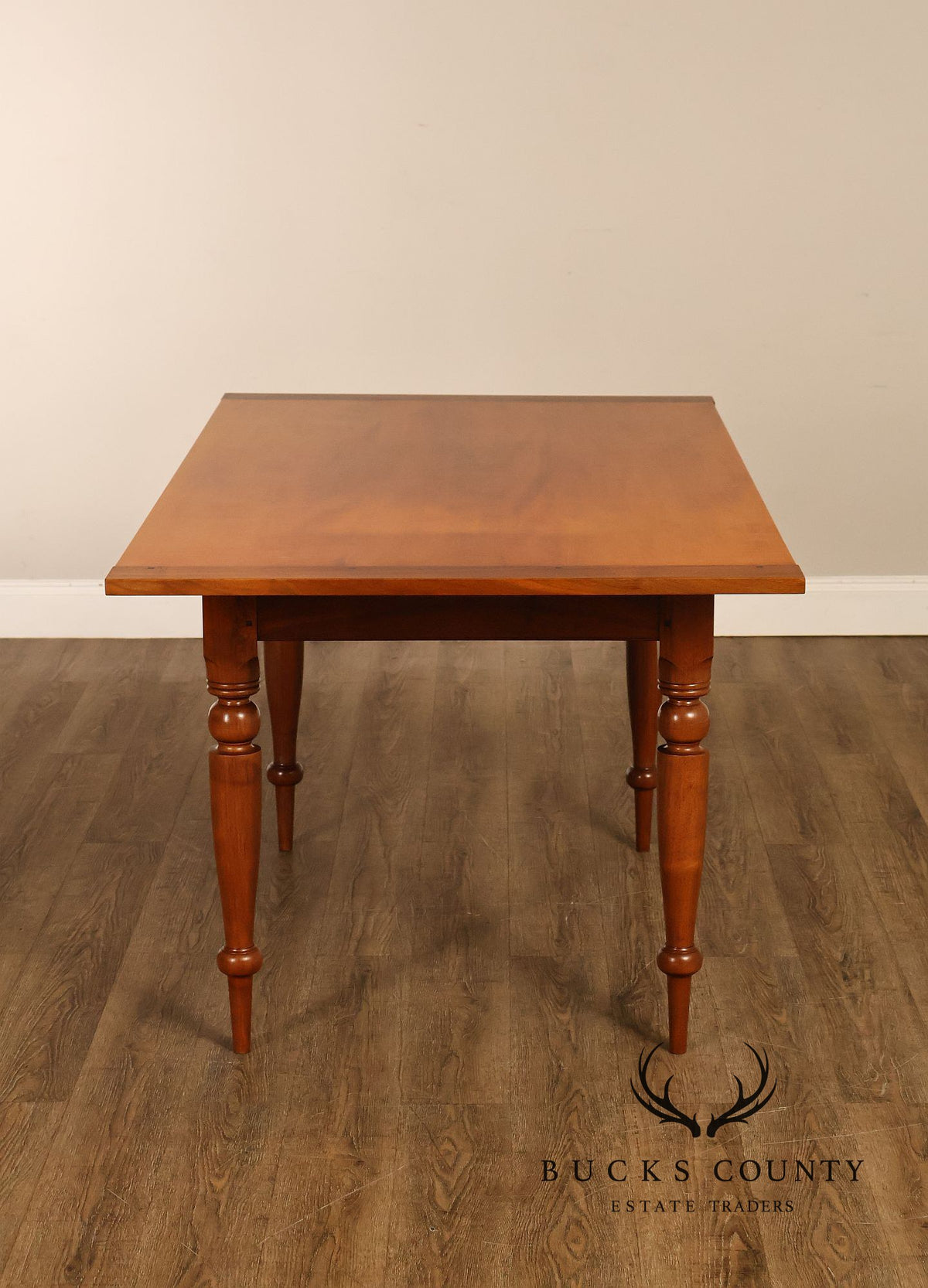 Sheraton Style Benchmade Tiger Maple and Walnut Dining Table