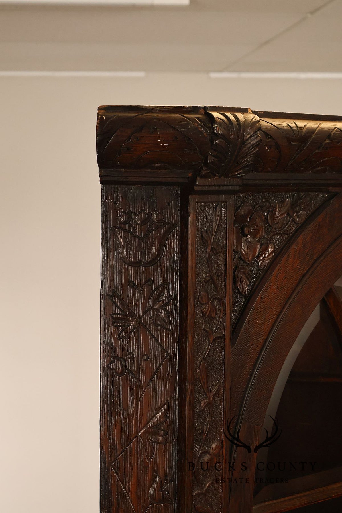 Antique RJ Horner Style Victorian Carved Oak Corner Cabinet