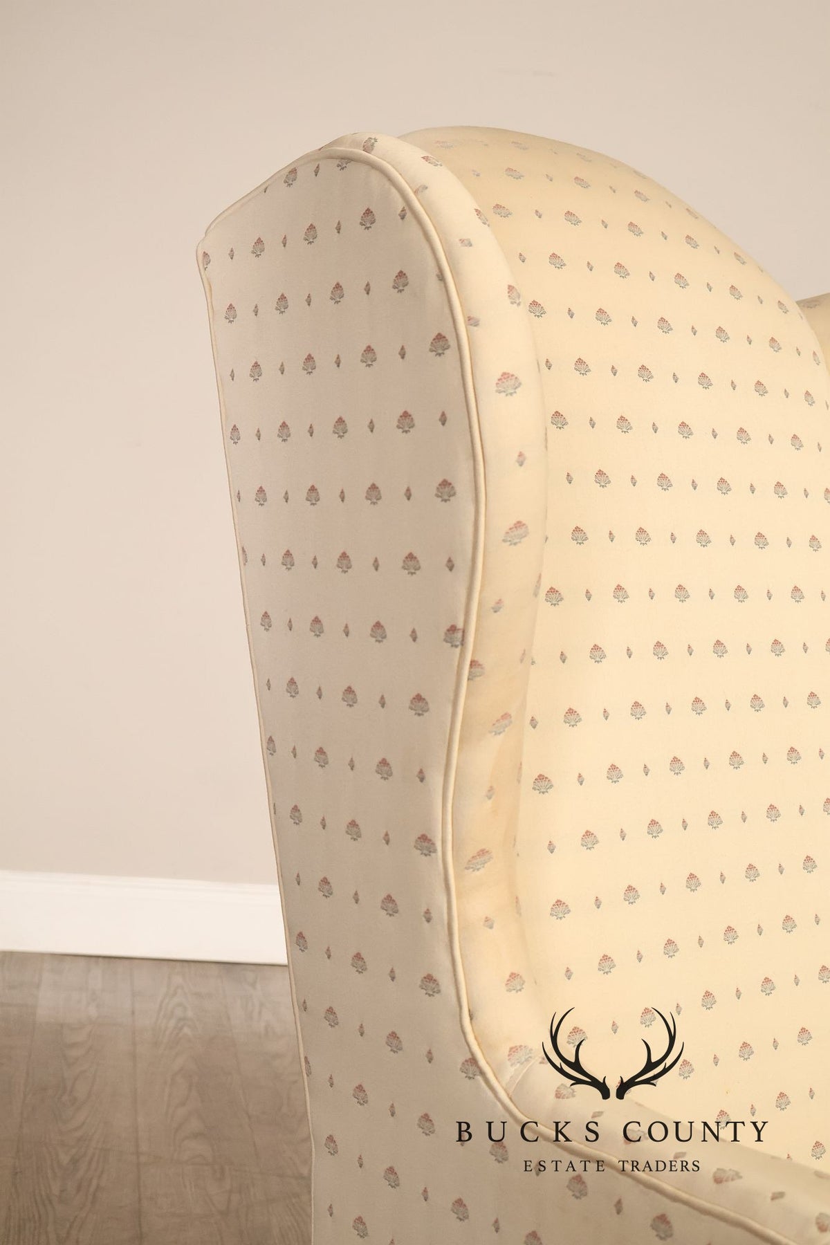 Ethan Allen Queen Anne Style Vintage Pair of Wing Chairs