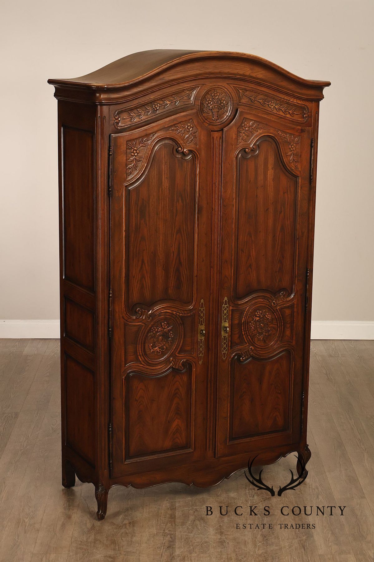Henredon Four Centuries Collection French Louis XV Style Carved Oak Armoire