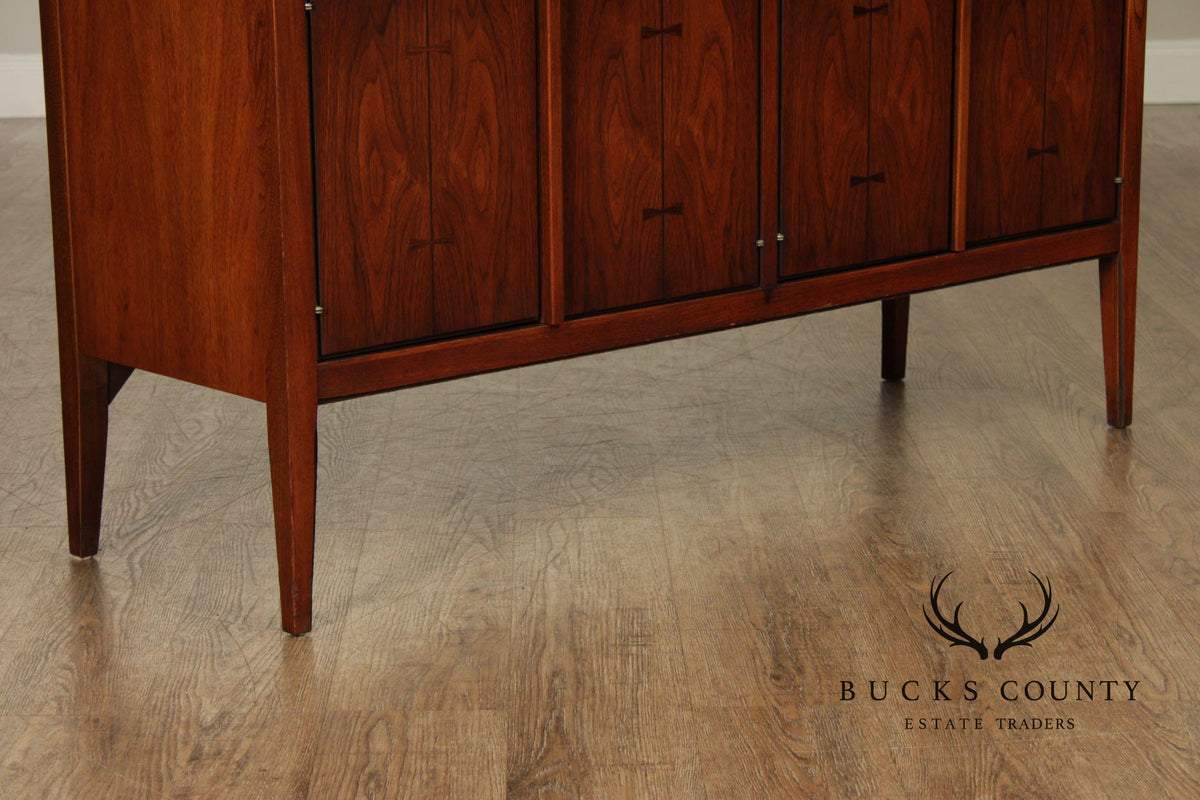 Lane 'Tuxedo' Mid Century Modern Walnut China Cabinet