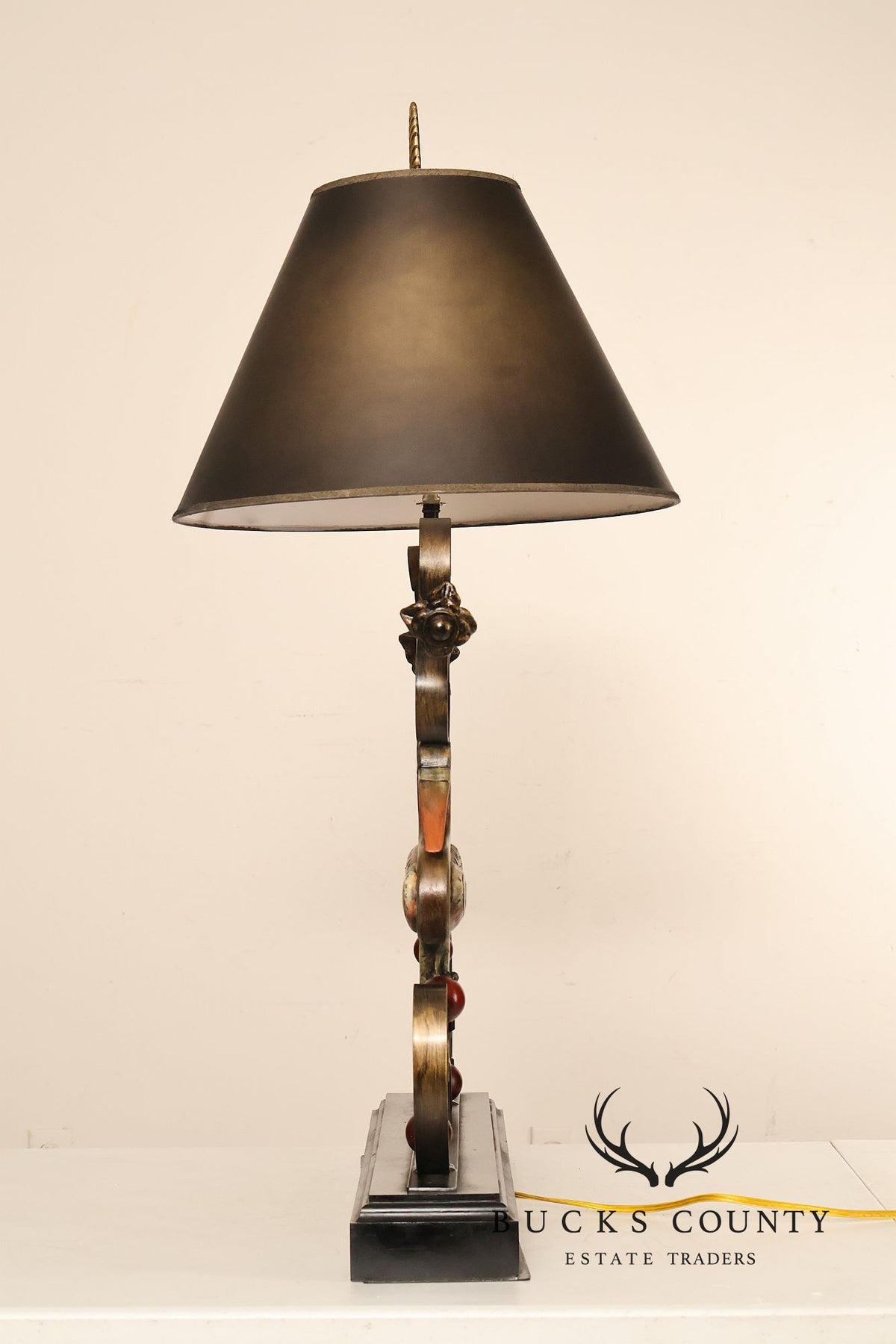 Contemporary Iron Table Lamp