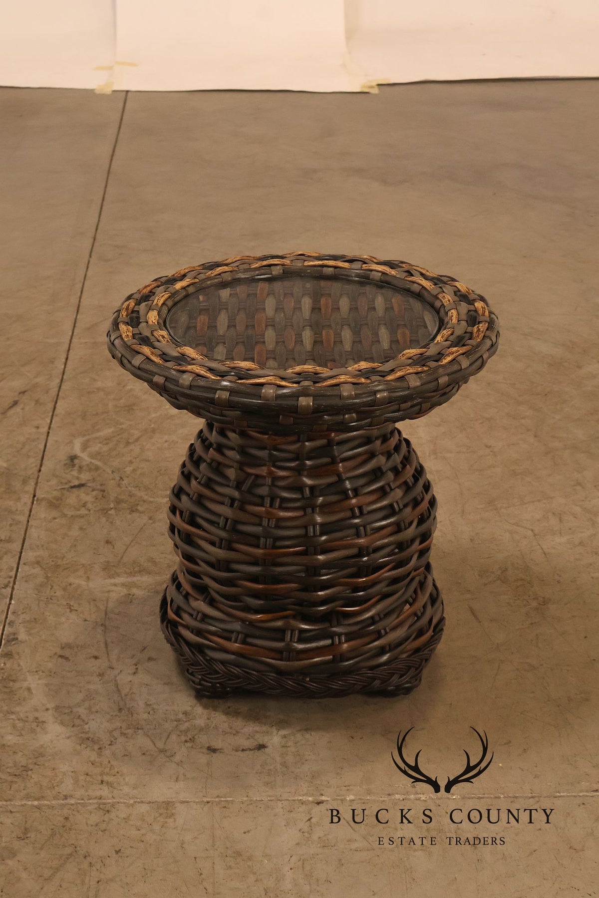 Lane Venture 'South Hampton' Pair of Glass Top Wicker End Tables