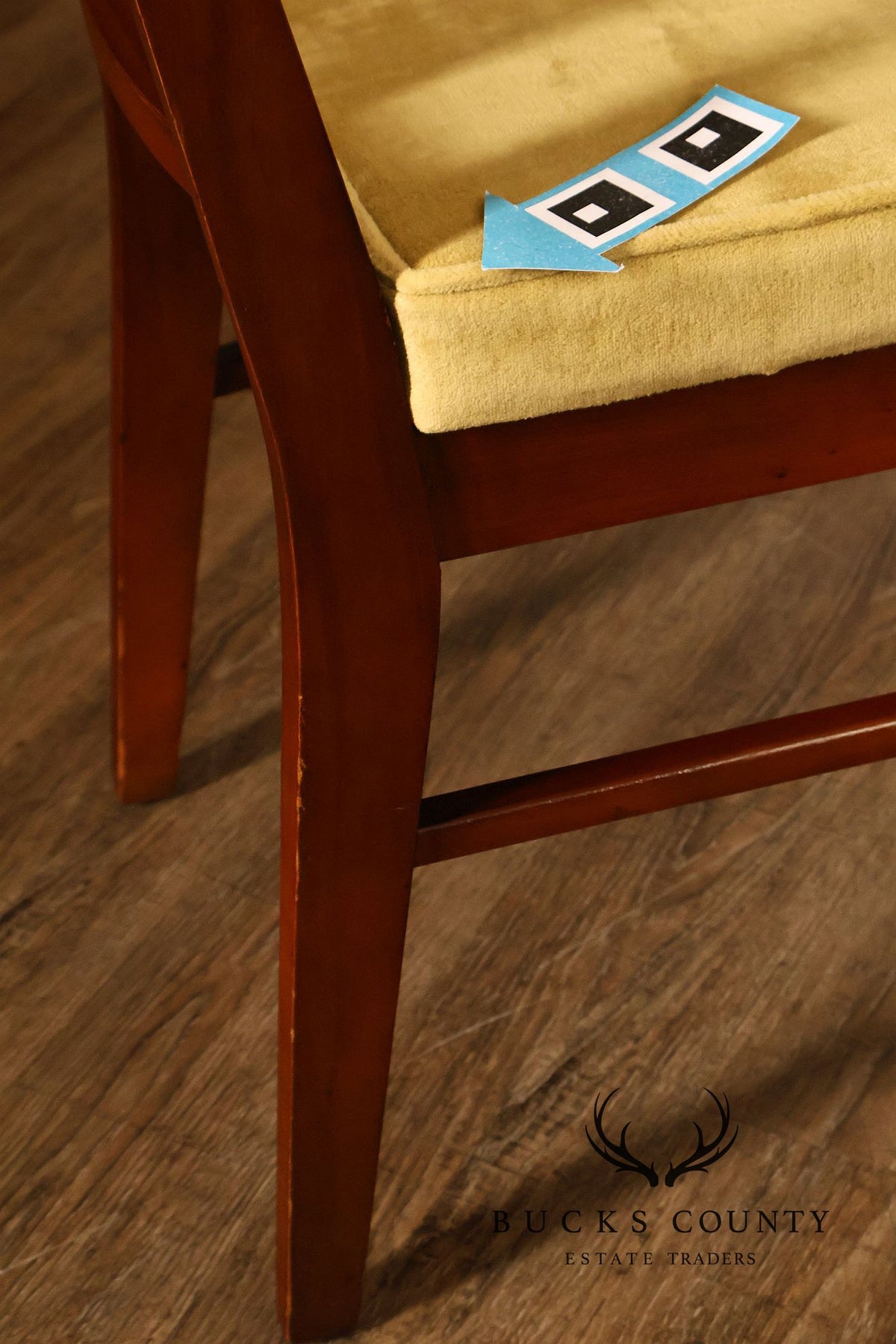 Mid Century Modern Set of Six Walnut Dining Chairs