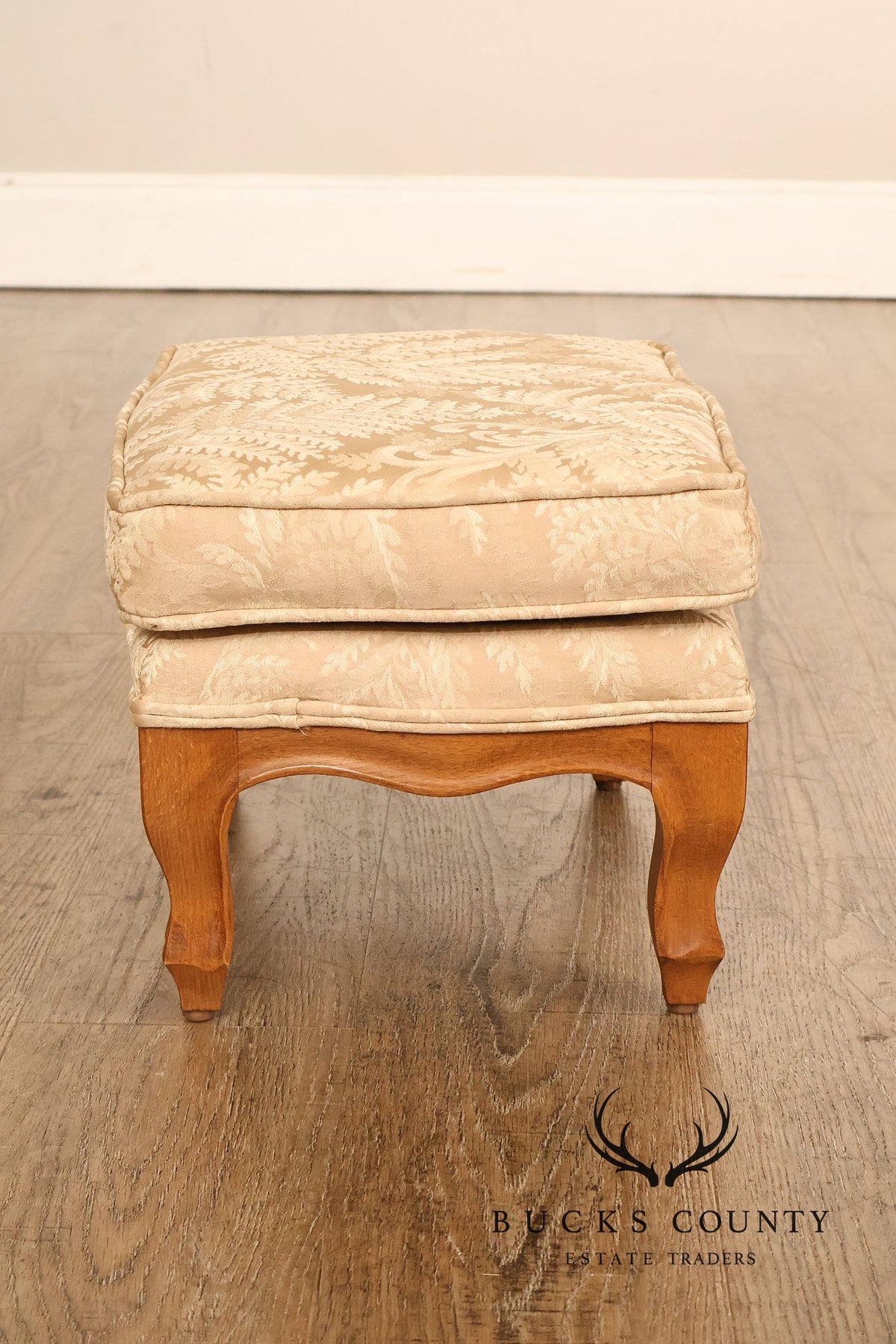 Ethan Allen French Country Style Small Foot Stool