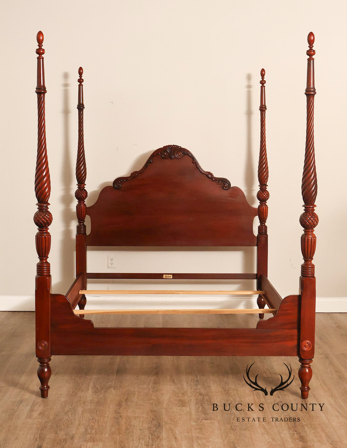 Lexington Furniture Vestiges Of The Past Queen Size Mahogany Poster Bed